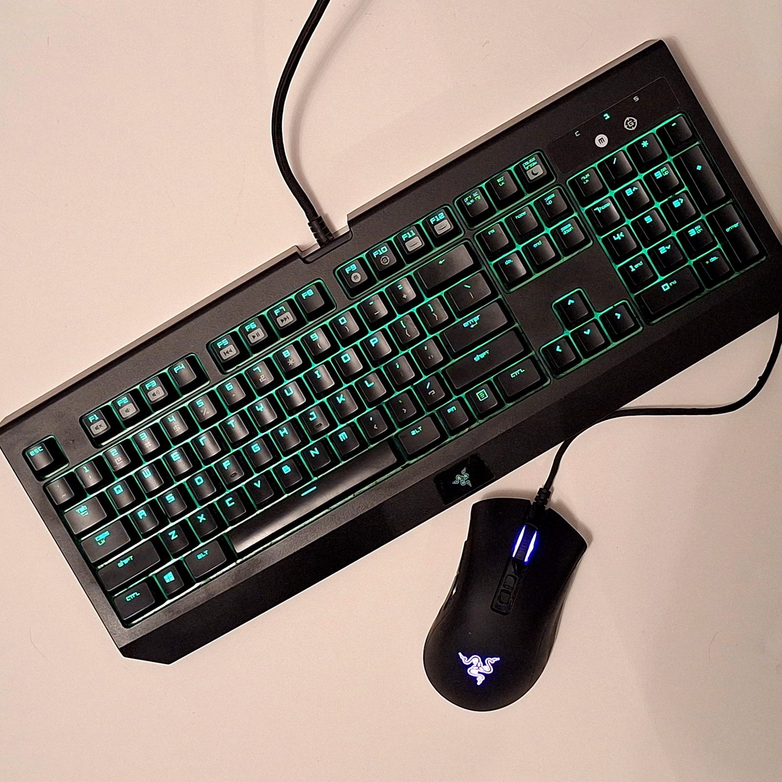 Razer Blackwidow Ultimate 2016 Keyboard w/Razer DeathAdder V2 Gaming Mouse