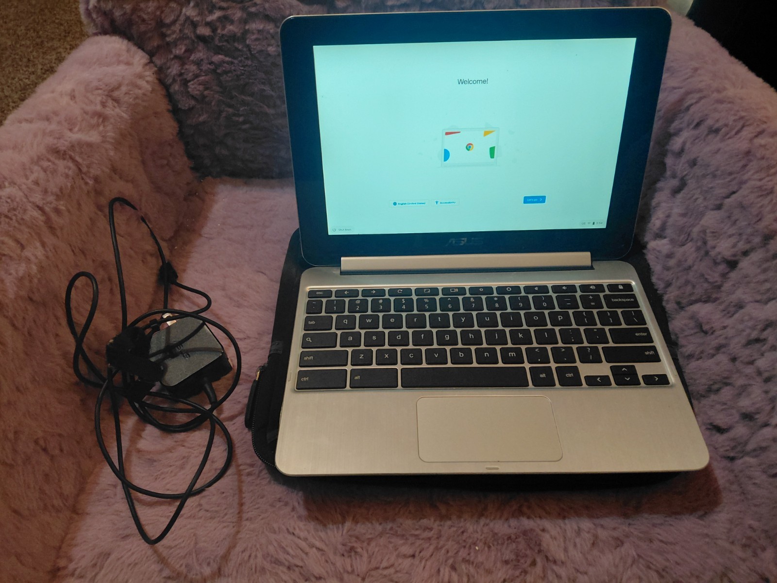ASUS Chromebook 11.6" Intel Celeron 1.40GHz 2GB 16GB SSD Silver Charger