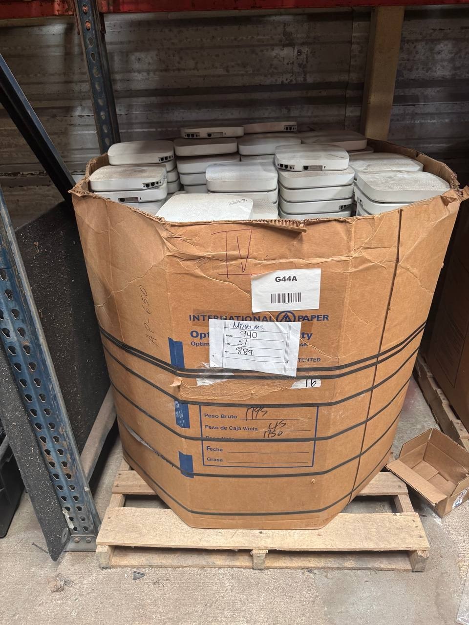 LOT 500 AEROHIVE NETWORKS AP650 WIRELESS ACCESS POINT WIFI 6 802.11 AX POE AP