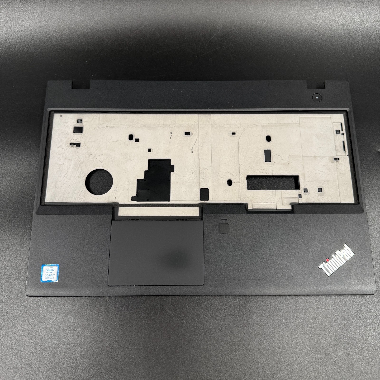 01YR480 GENUINE LENOVO THINKPAD P52S PALMREST WITH FINGERPRINT READER TRACKPAD