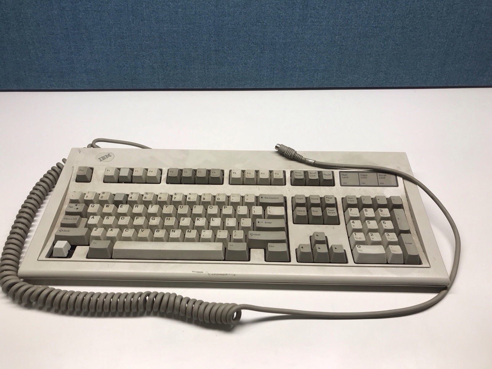IBM Model M 1391401 Buckling Spring Keyboard PS/2 Vintage 1984 USA Untested