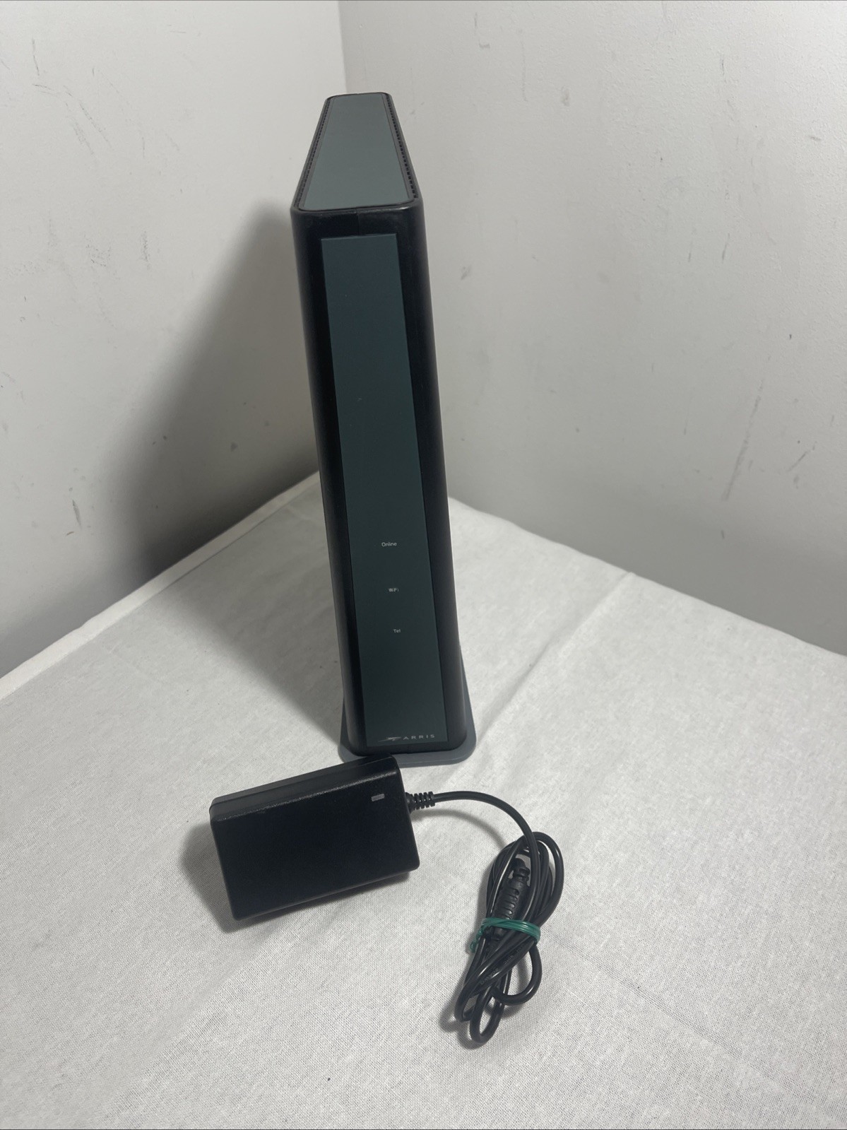 ARRIS TG3452  DOCSIS 3.1 Gateway Modem/Router Combo With Power Cord