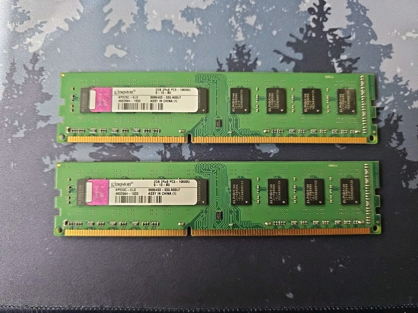 2 Sticks Of Kingston 2GB 2Rx8 PC3-10600U DDR3 RAM