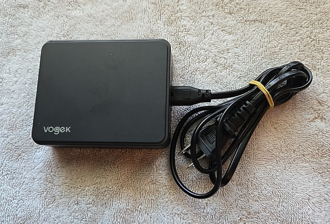Vogek 6 Port USB Connector Hub Output USB 6 AUTO SV=12A(MAX)