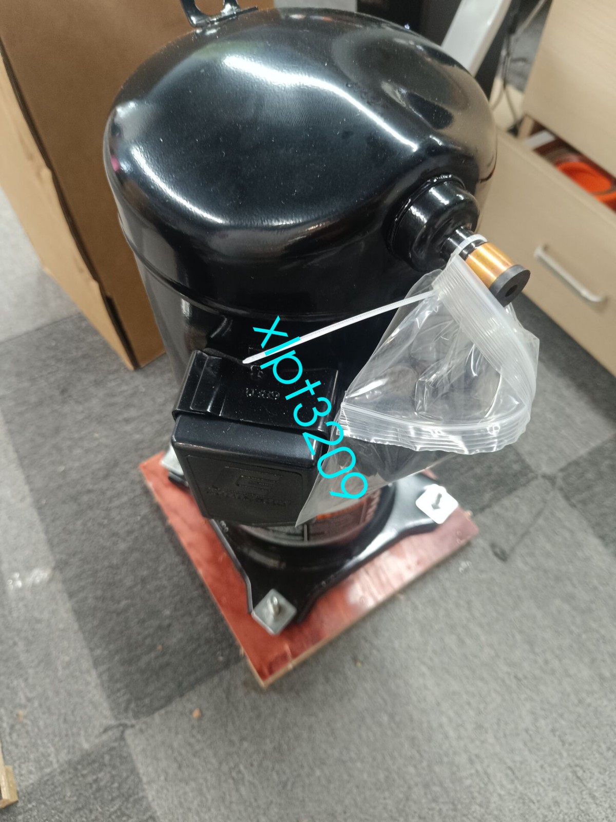 cold storage compressor ZB15KQE-TFD-558 FedEx or DHL