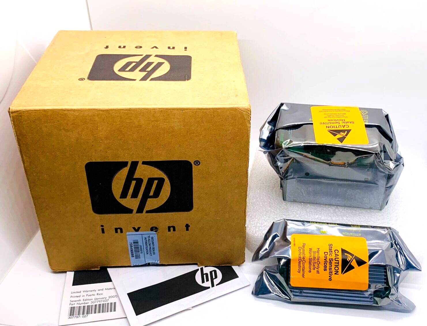 New Open Box  HP DL580G5 Xeon E7440 2.4Ghz 4-Core CPU Kit 438091-B21 w Heatsinks