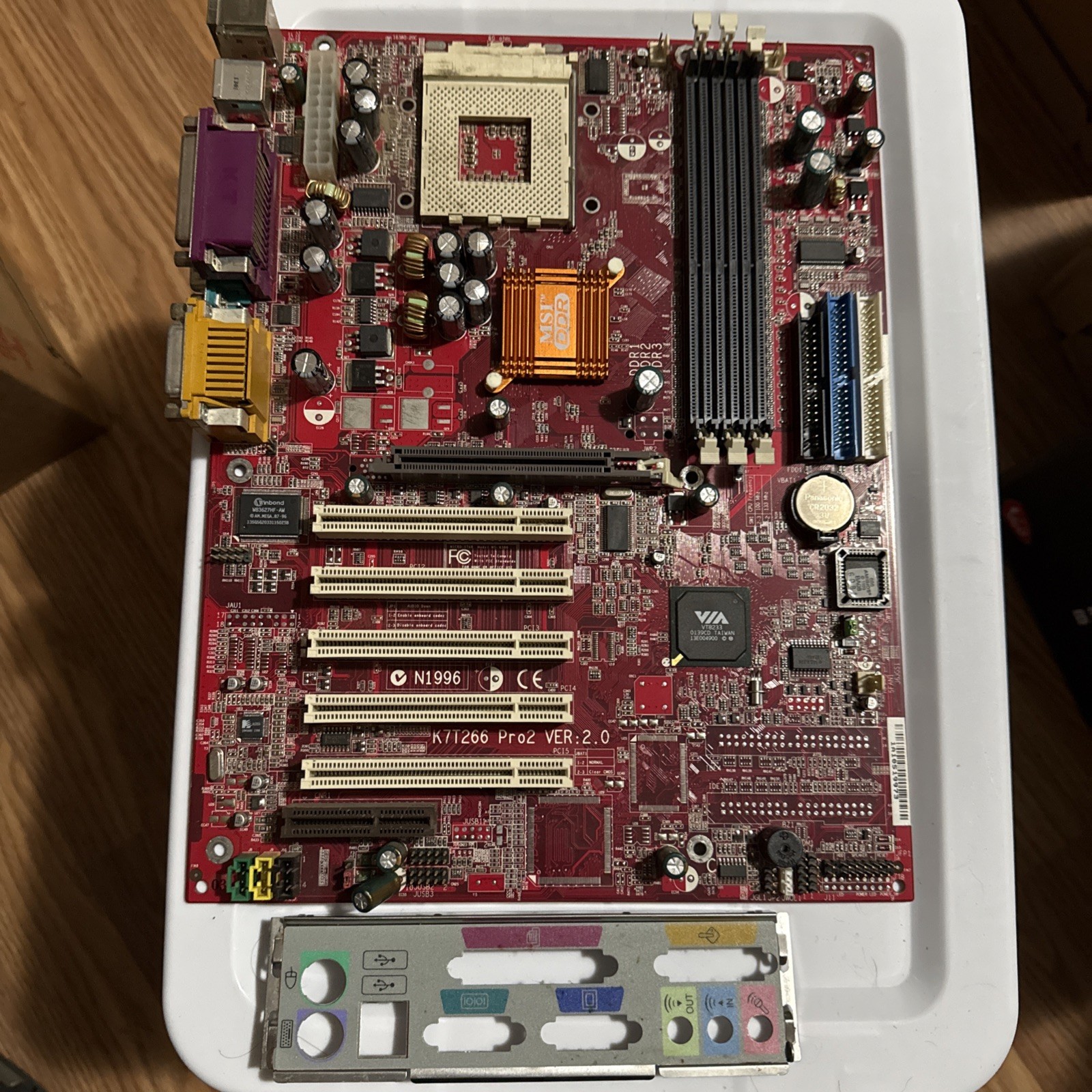 ATX Mainboard Motherboard MSI K7T266 Pro2 Ver: 2.0 Socket A (T462) working
