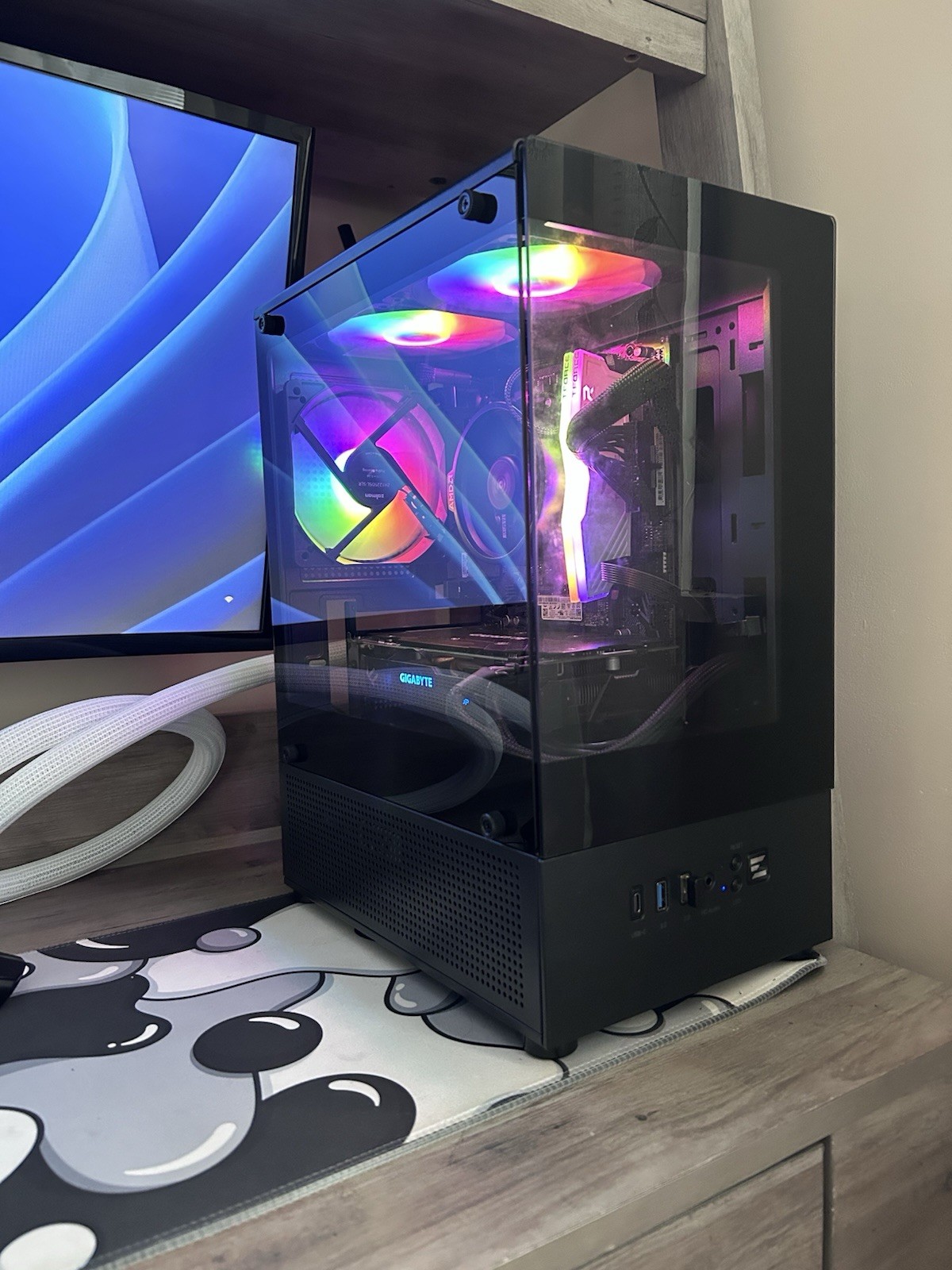 BUDGET GAMING PC Ryzen 5 w/ RX GPU