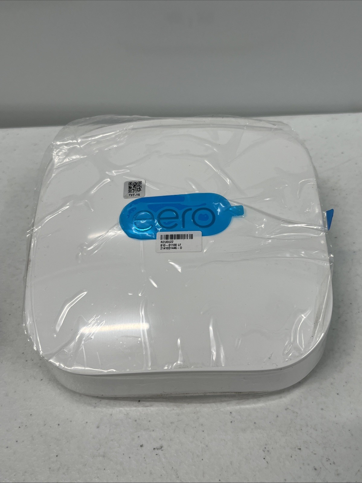Eero Pro 6E Tri-Band Mesh Wi-Fi Single Unit Model S01010001, NEW (Open Box)