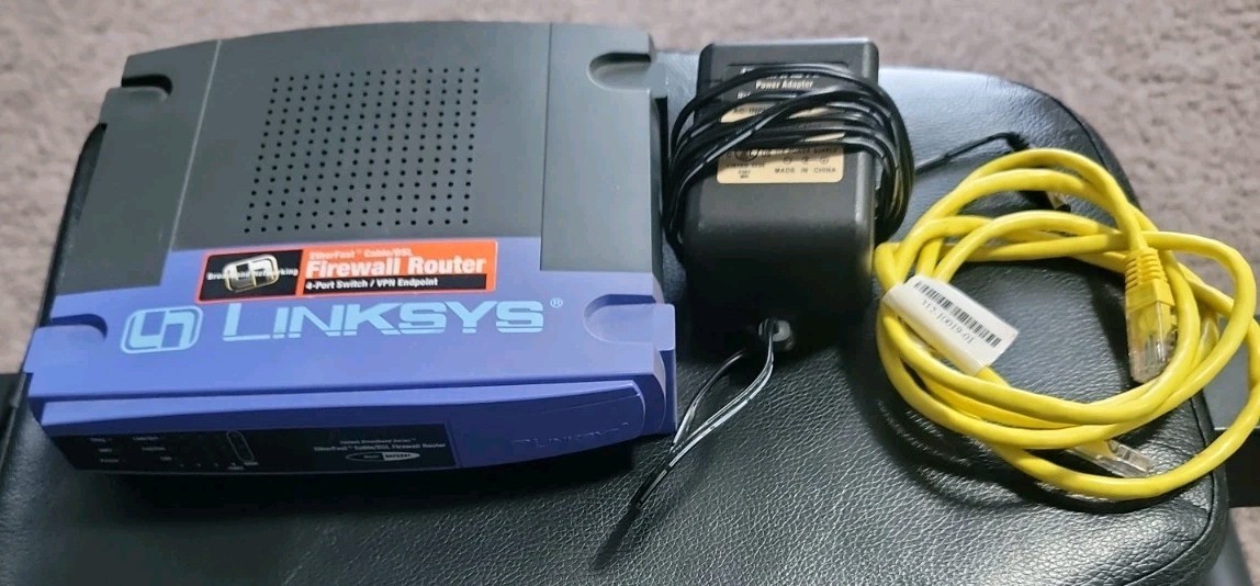 Cisco-Linksys BEFSR41 EtherFast Cable/DSL Router with 4-Port 10/100 Switch