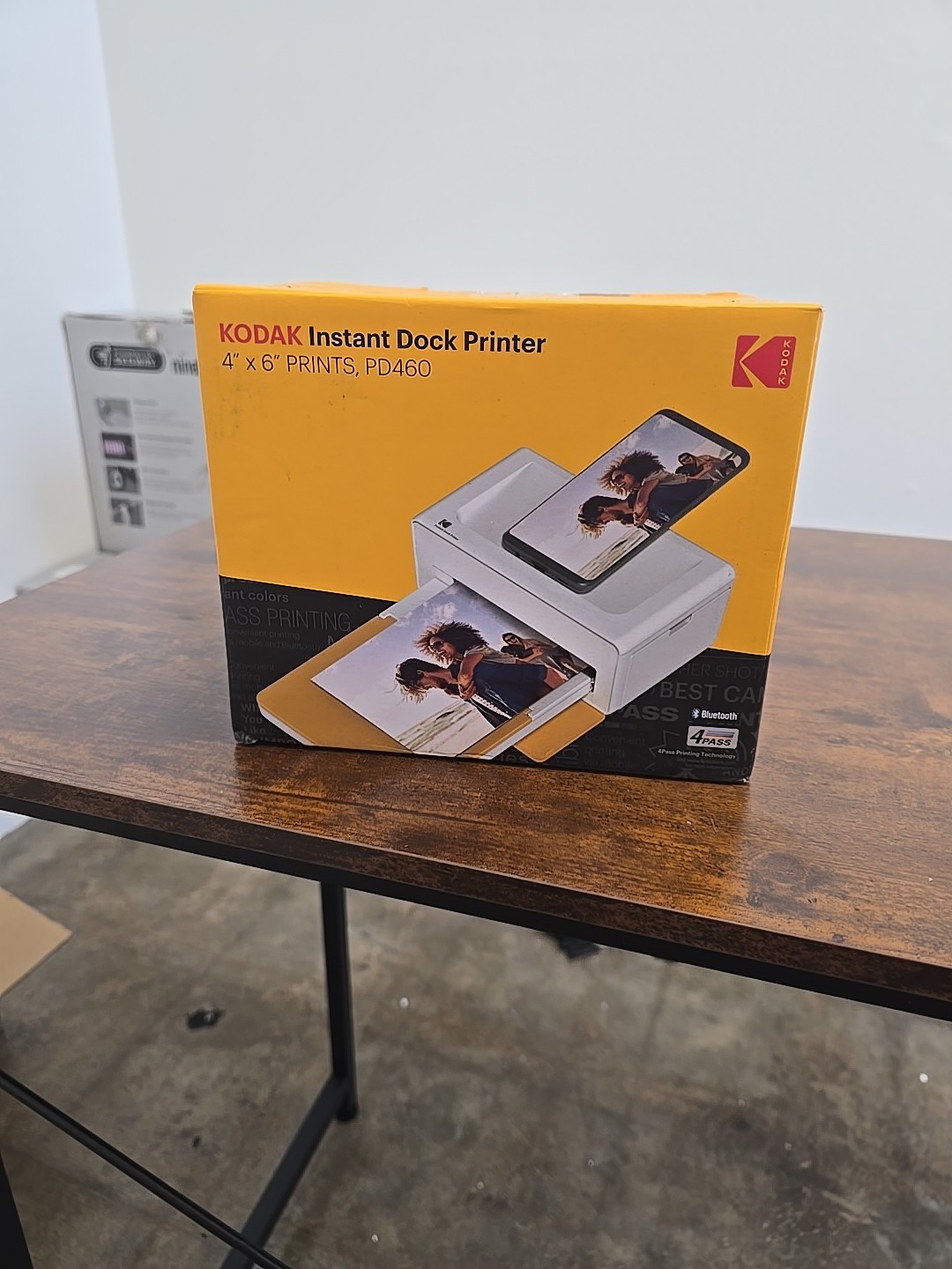 KODAK Dock Printer PD460 Portable Instant 4x6 Photo Printer Bluetooth New In Box