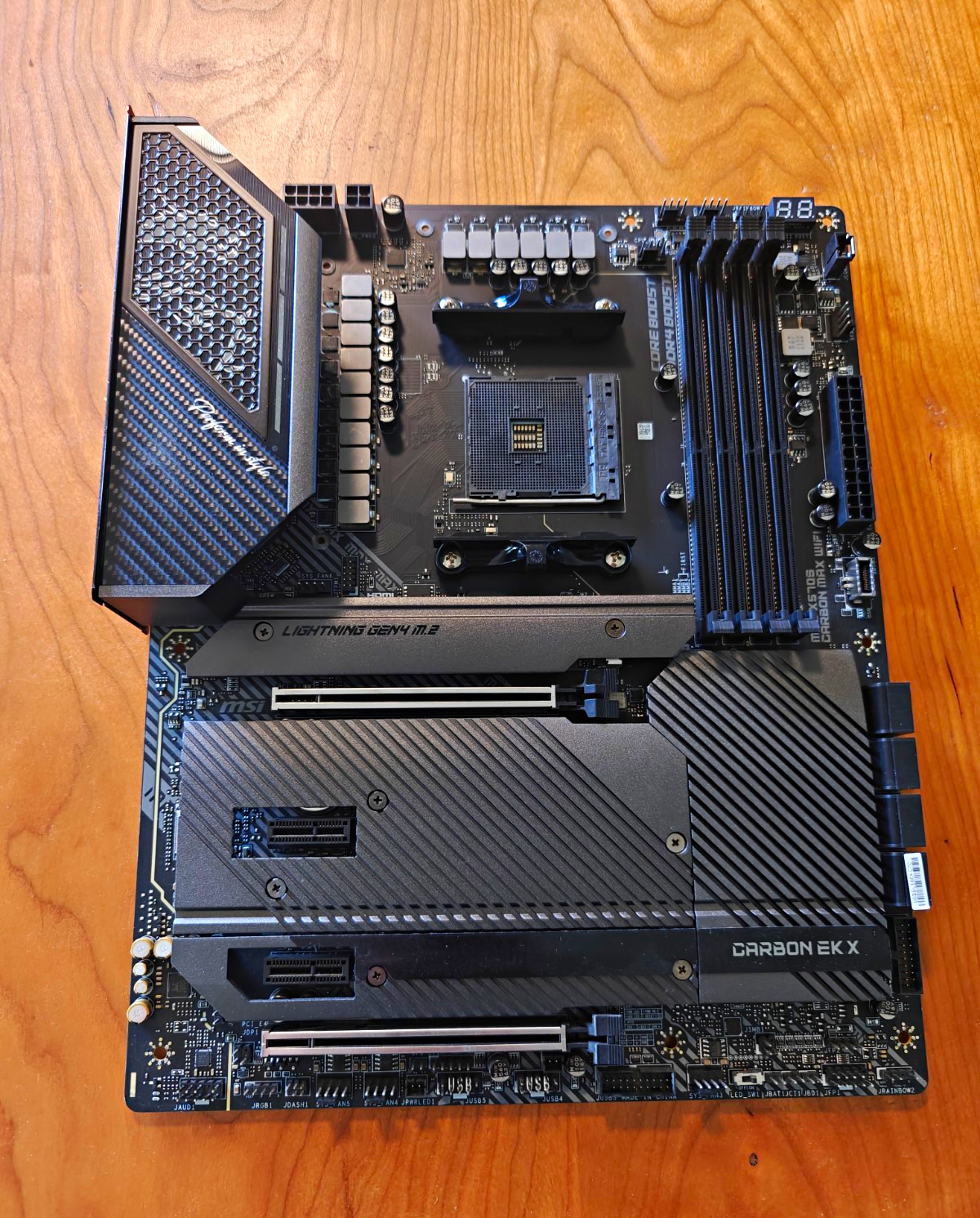 MSI MPG Carbon EK X570S AM4 AMD Motherboard ATX DDR4 + EK Monoblock