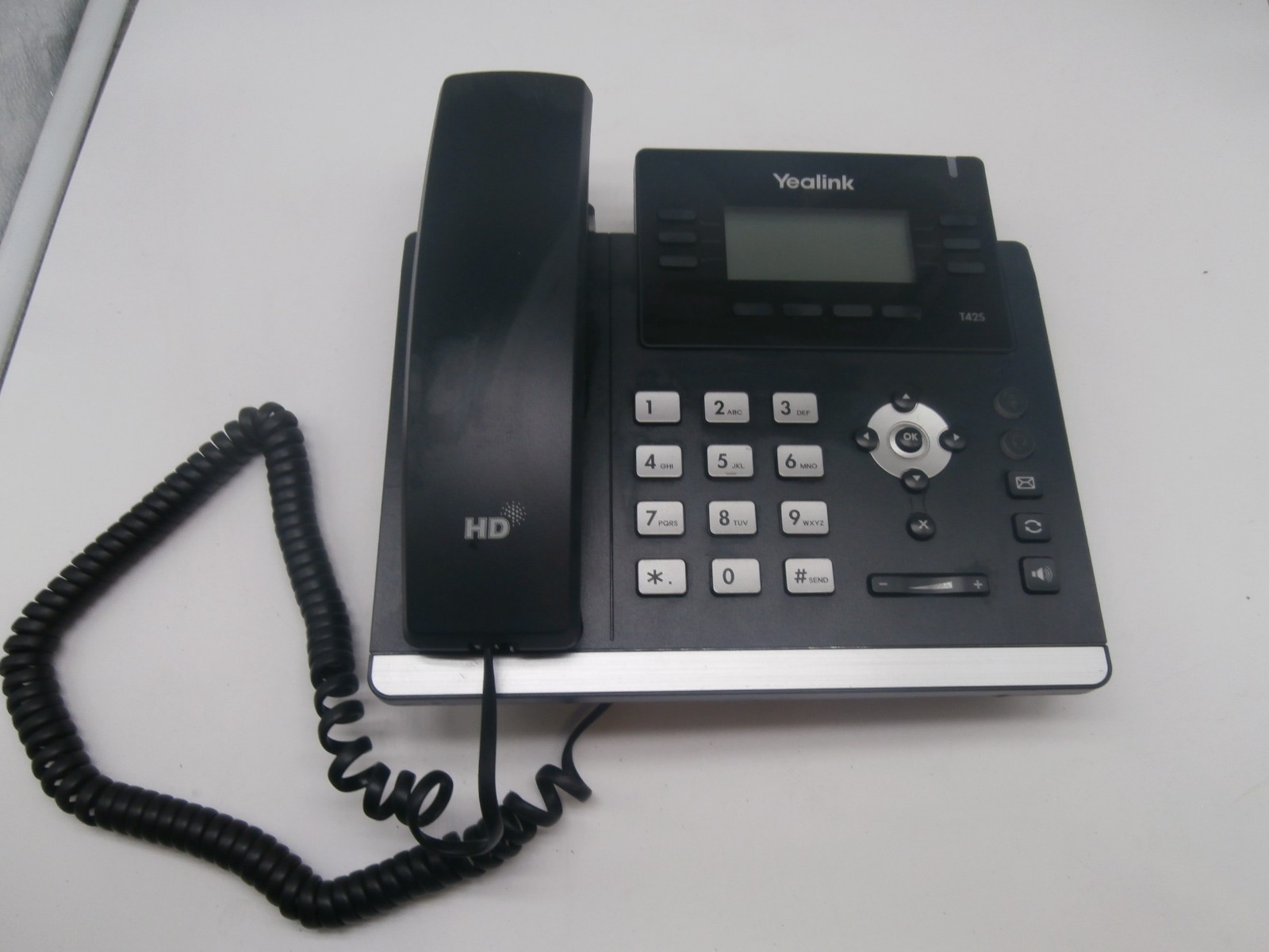 Yealink SIP-T42S Corded IP Phone Black