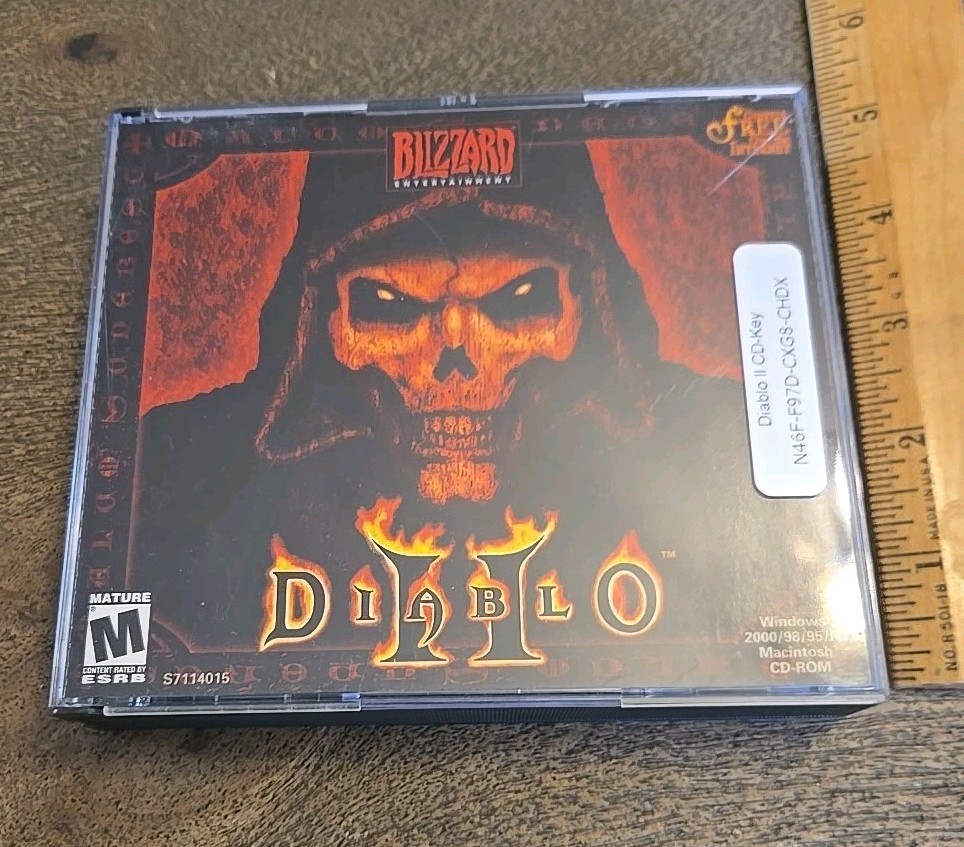 Diablo II Game PC 2000  See All Pics And Description 3 Disc No Booklet See All