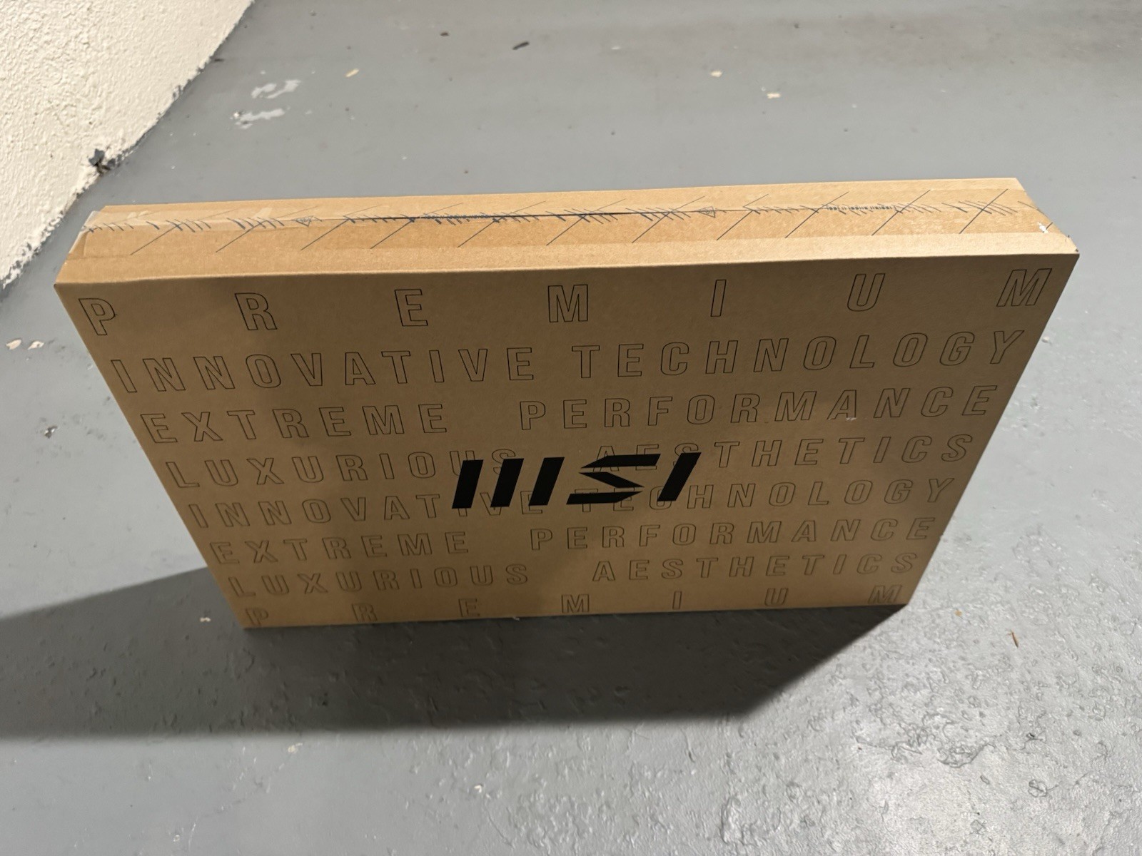msi Vector 16 RTX 5080 Intel Ultra 9 275HX 64GB DDR5 2TB SSD Gaming Laptop