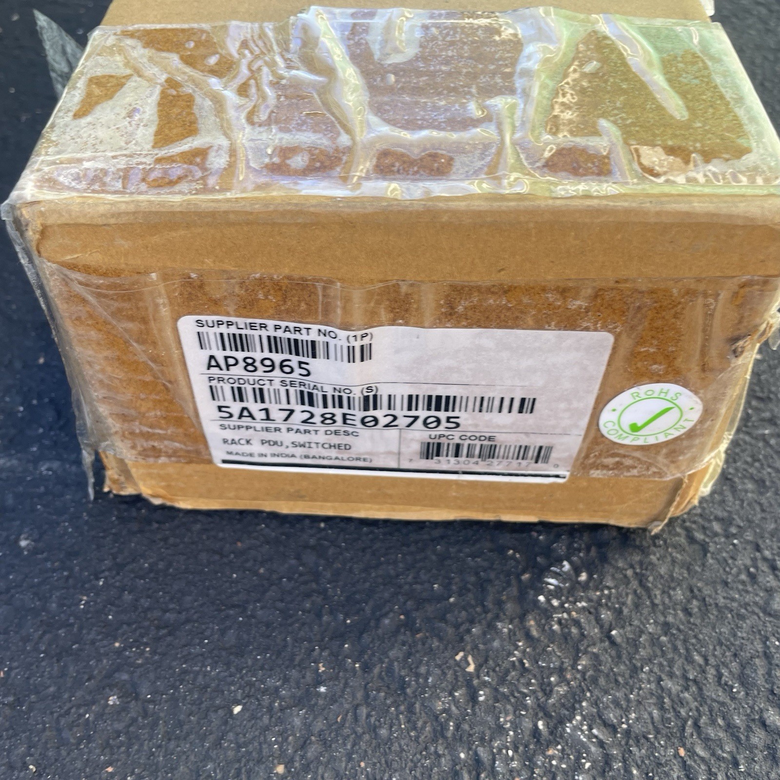 APC AP8965 PDU-8.6KW-Three Phase-208V-Power Distribution Unit-NEMA L21-30P