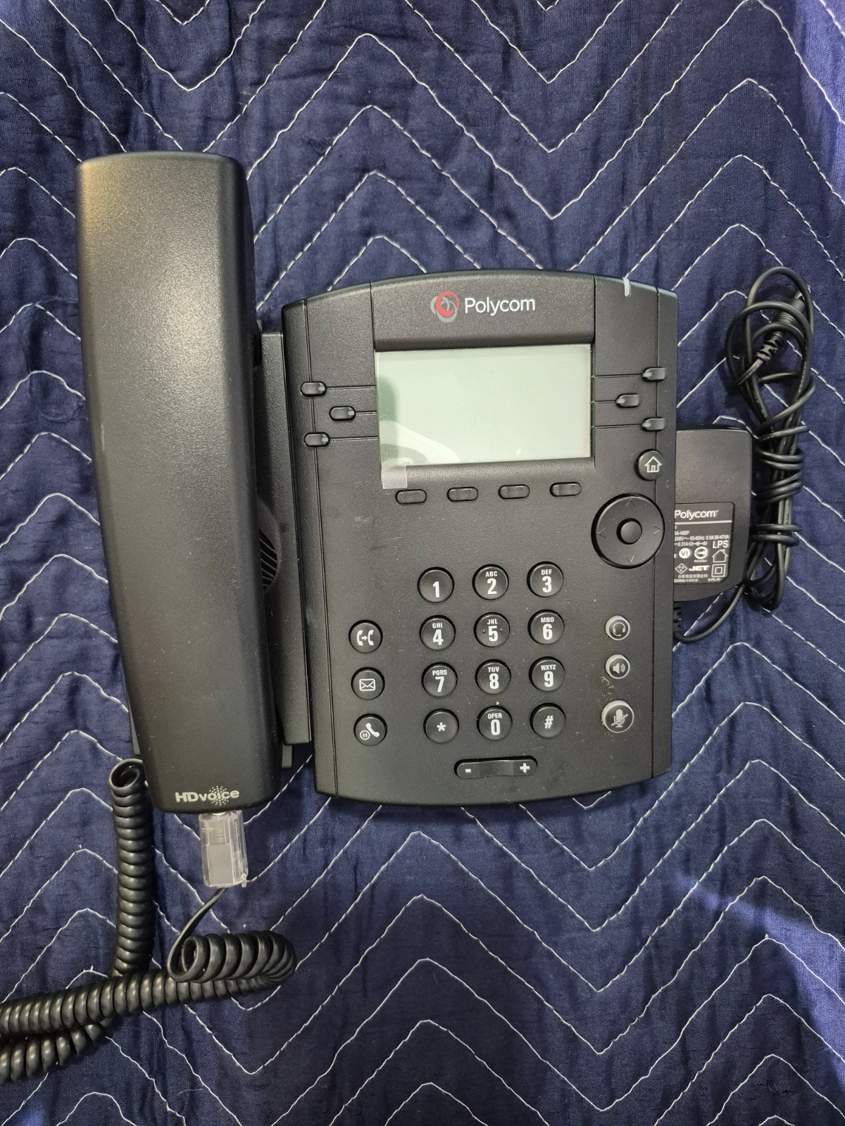Polycom VVX 301 Wired Handset 6 Line IP Phone - Black