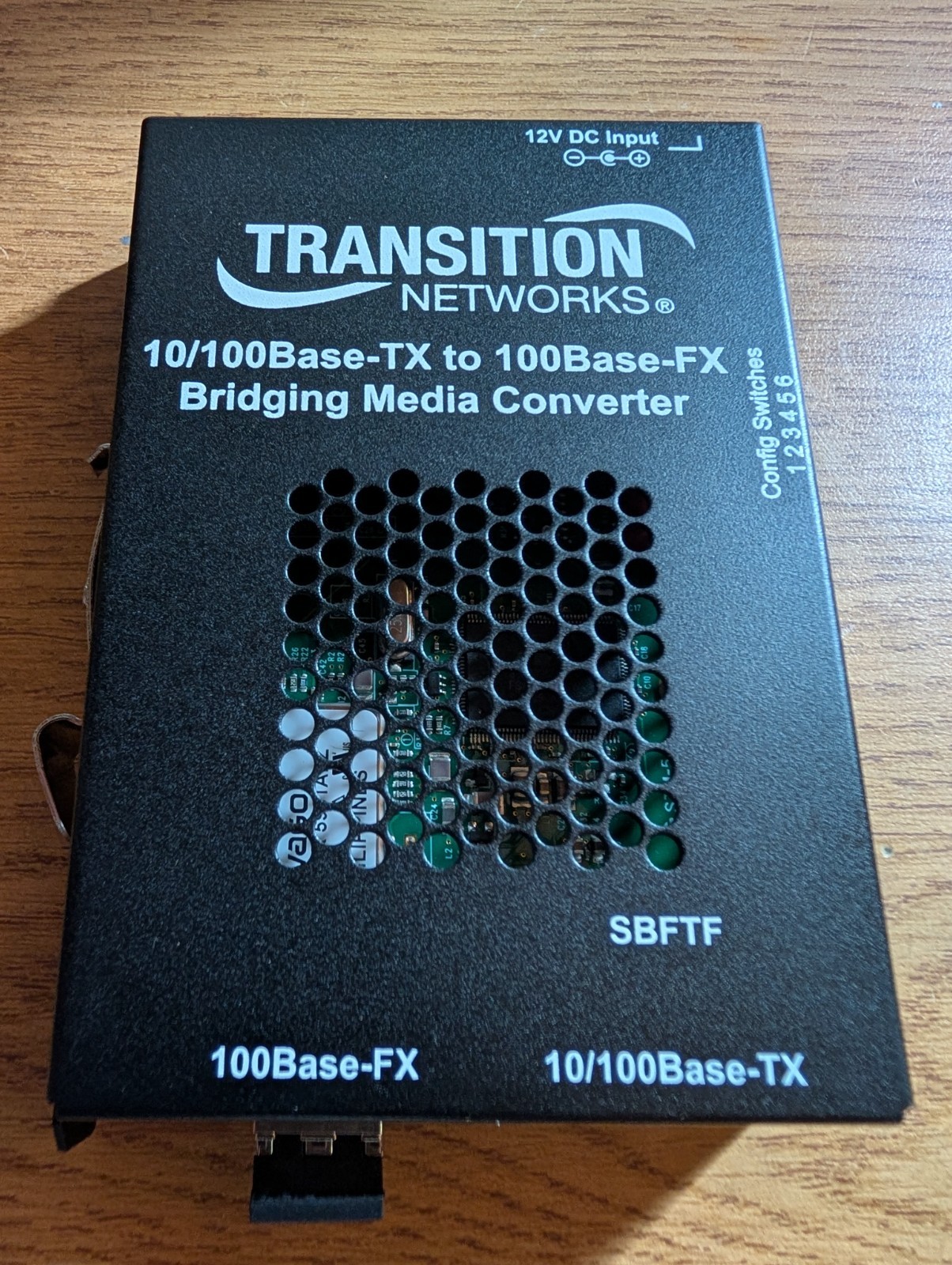 Transition Networks SBFTF1039-105 10/100Base-TX 100Base-FX Media Converter Read