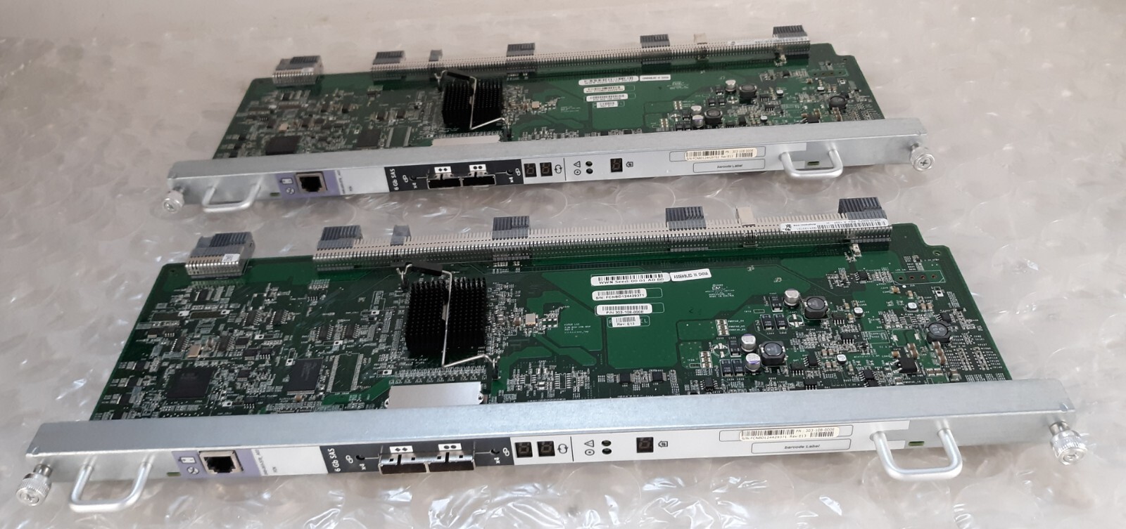 Pair of EMC2 303-108-000E 6GB SAS Link Control Card 303-108-000E
