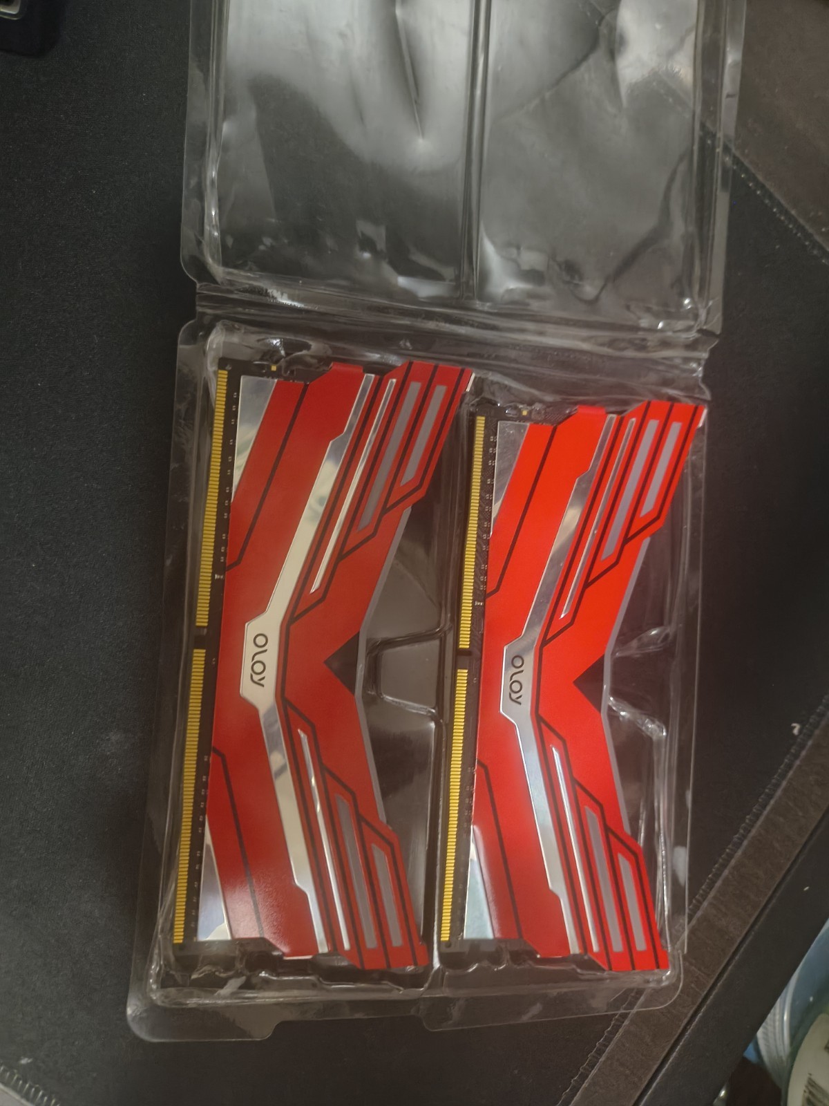 OLOy Warhawk DDR4 DIMM 16GB (2x8GB) 3200MHz PC4-25600 RAM Kit