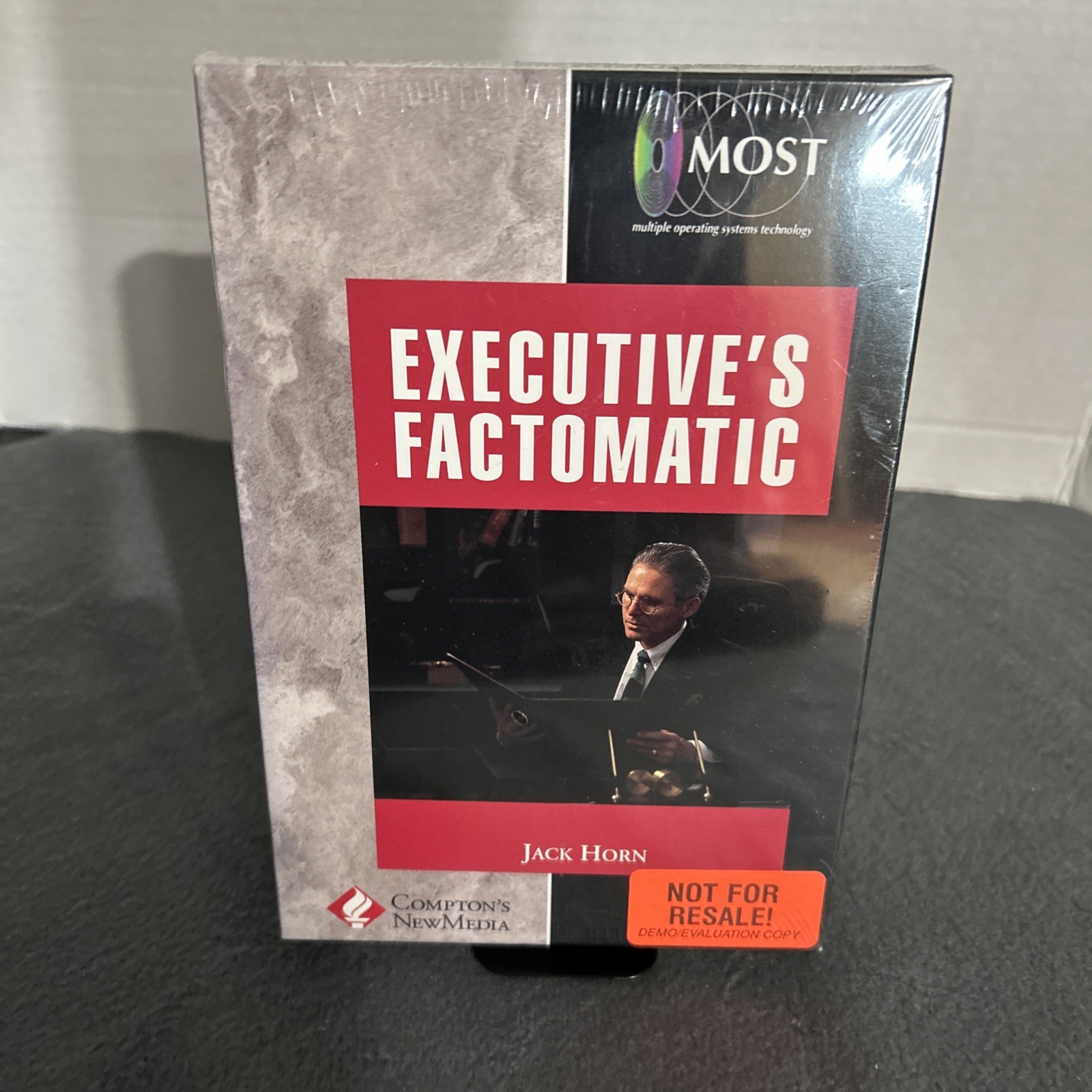 Executive's Factomatic Compton's NewMedia BIG BOX CD-ROM NEW SEALED DOS Windows