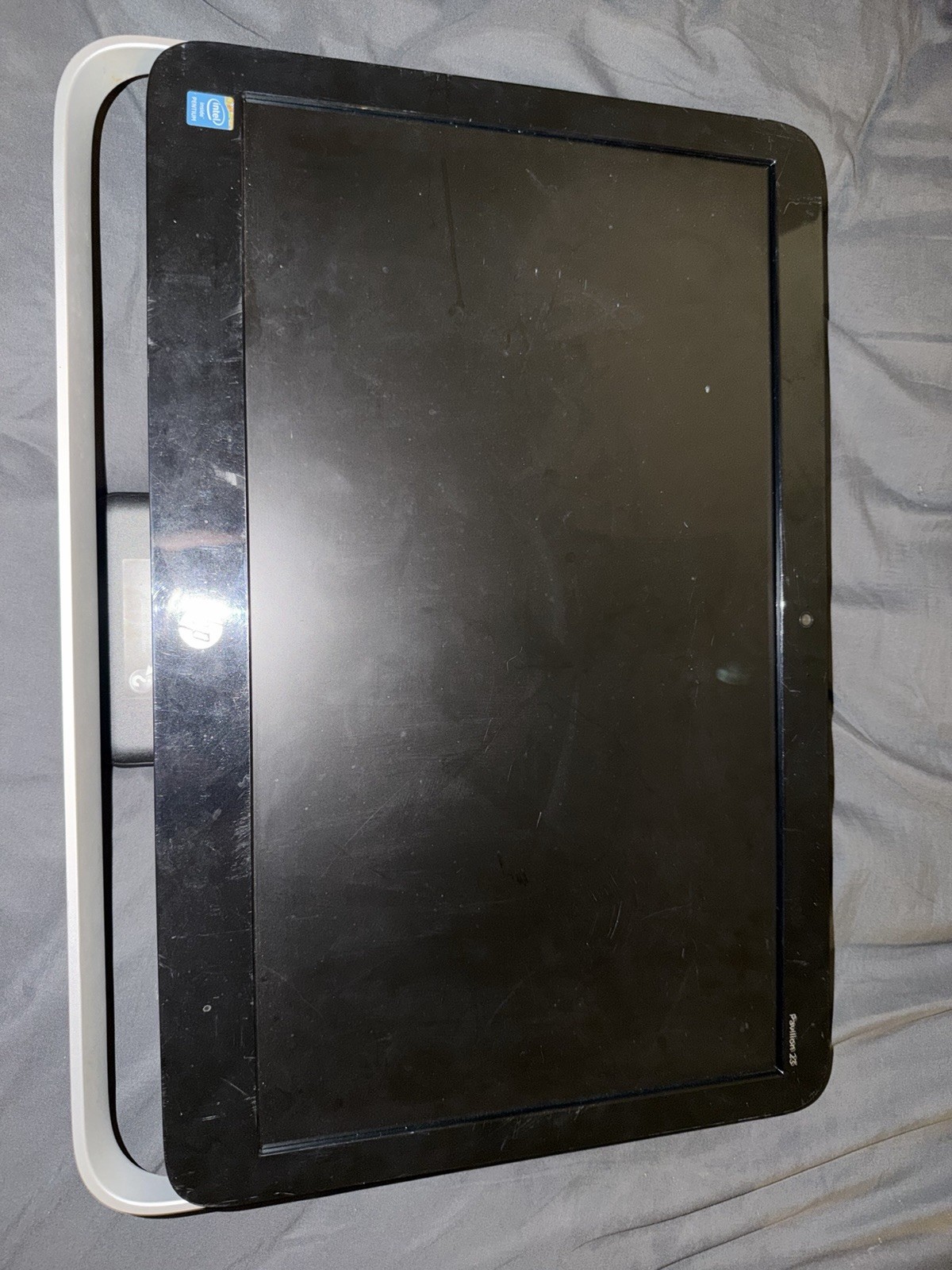 HP Pavilion 23 All-in-One Desktop PC 23” Intel Pentium Built-In Webcam & SD card