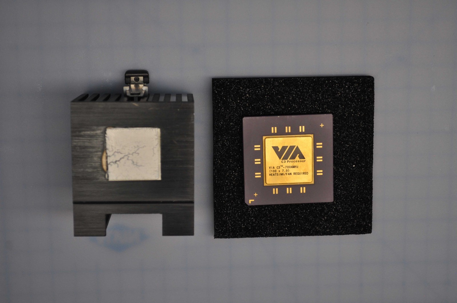 VIA 700MHZ C3 PROCESSOR FOR IBM POS W/HEATSINK USED VIAC3-700AMHZ