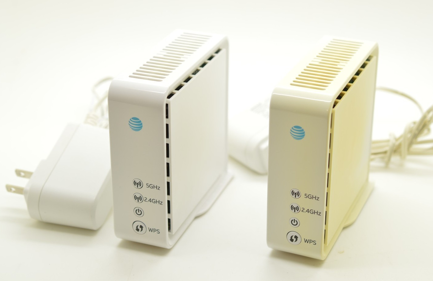 Pair of 2 AirTies Smart Mesh WiFi Extender Model Air 4920 AT&T TESTED WORKING
