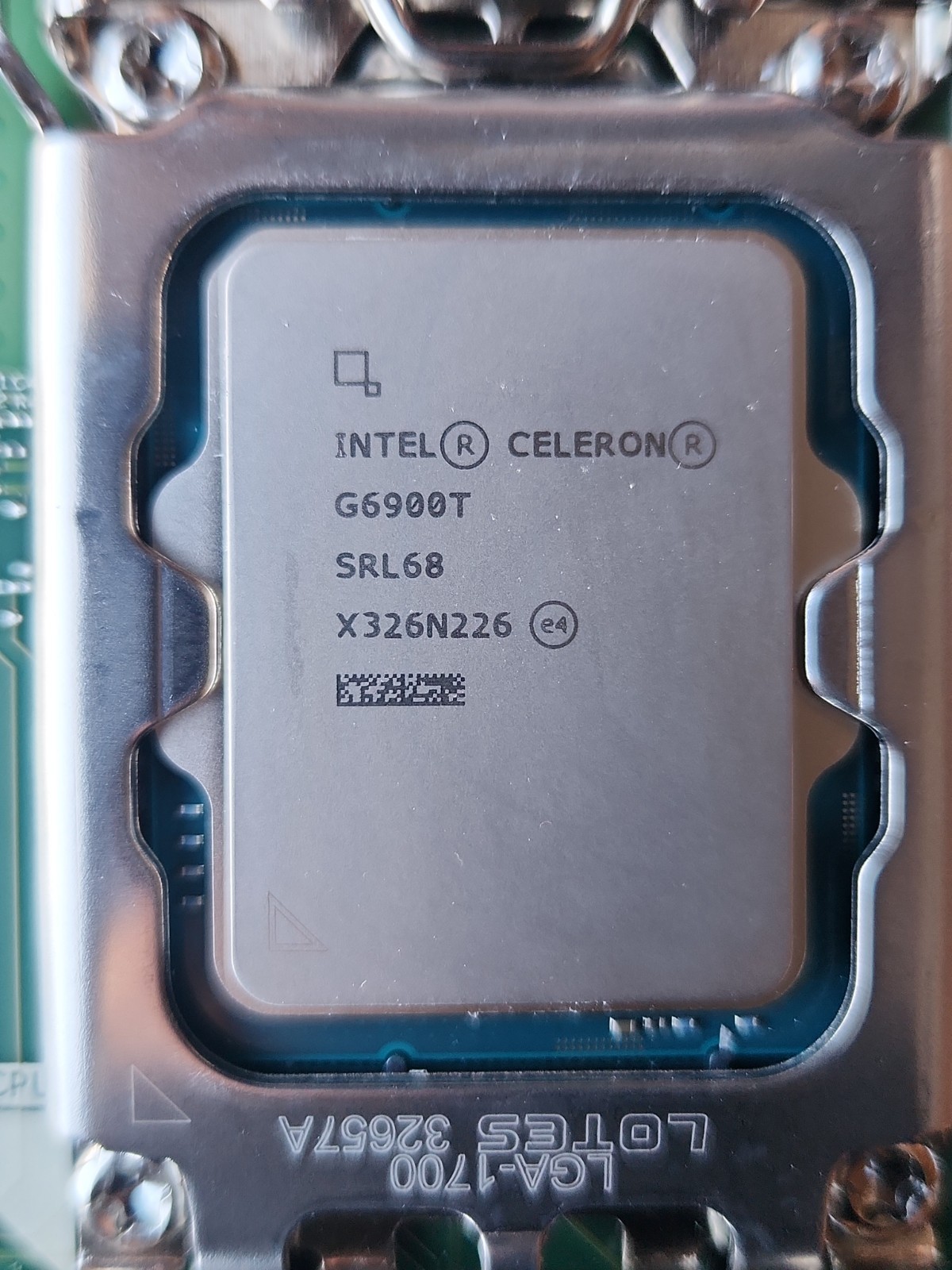 Intel Celeron G6900T LGA1700 2C2T 2.8GHz 4MB DDR4/DDR5 UHD710 35W SRL68