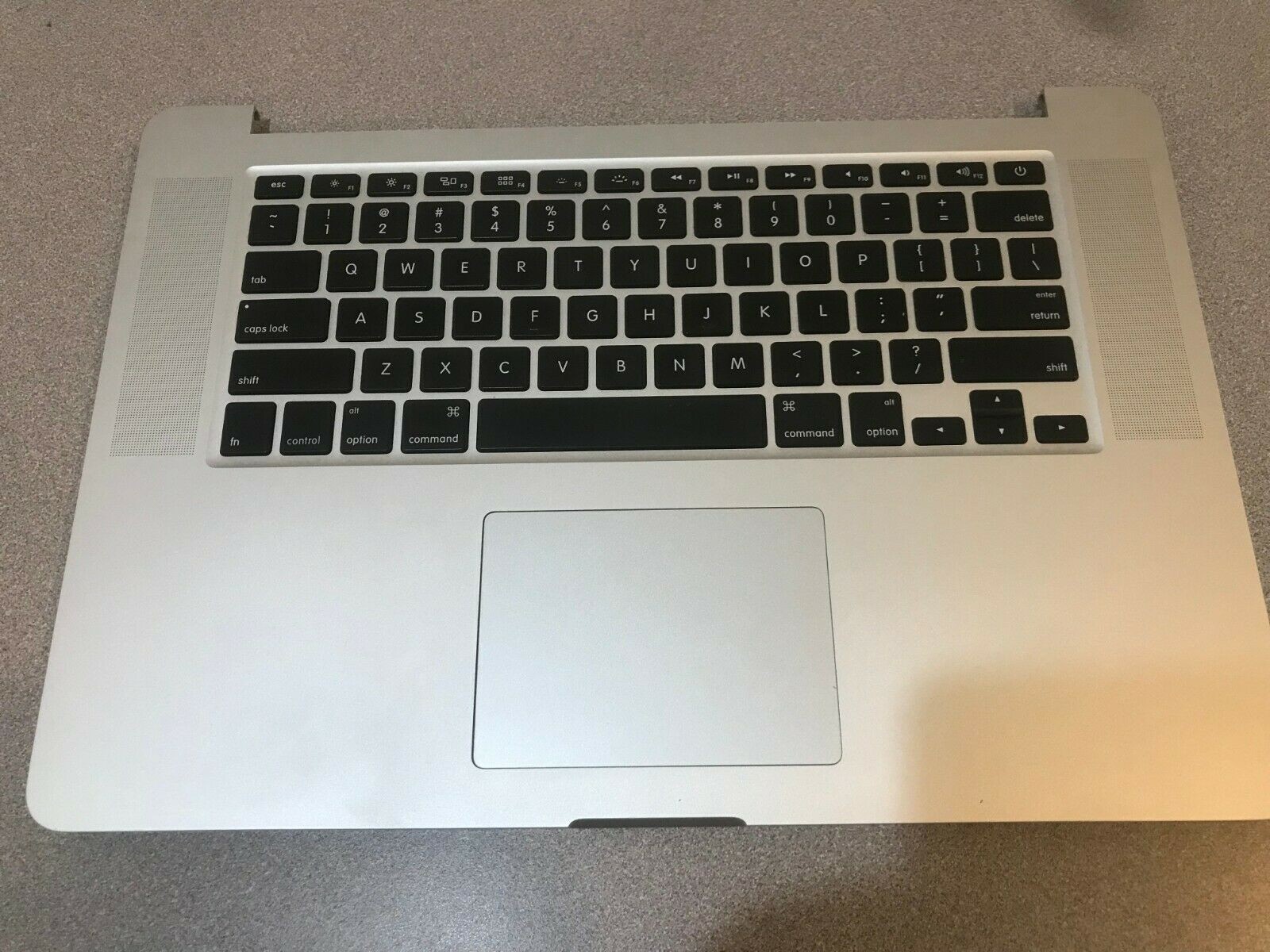 ORIGINAL A1398 MacBook Pro 15 2015 Top Case / Palmrest & Battery + Keyboard