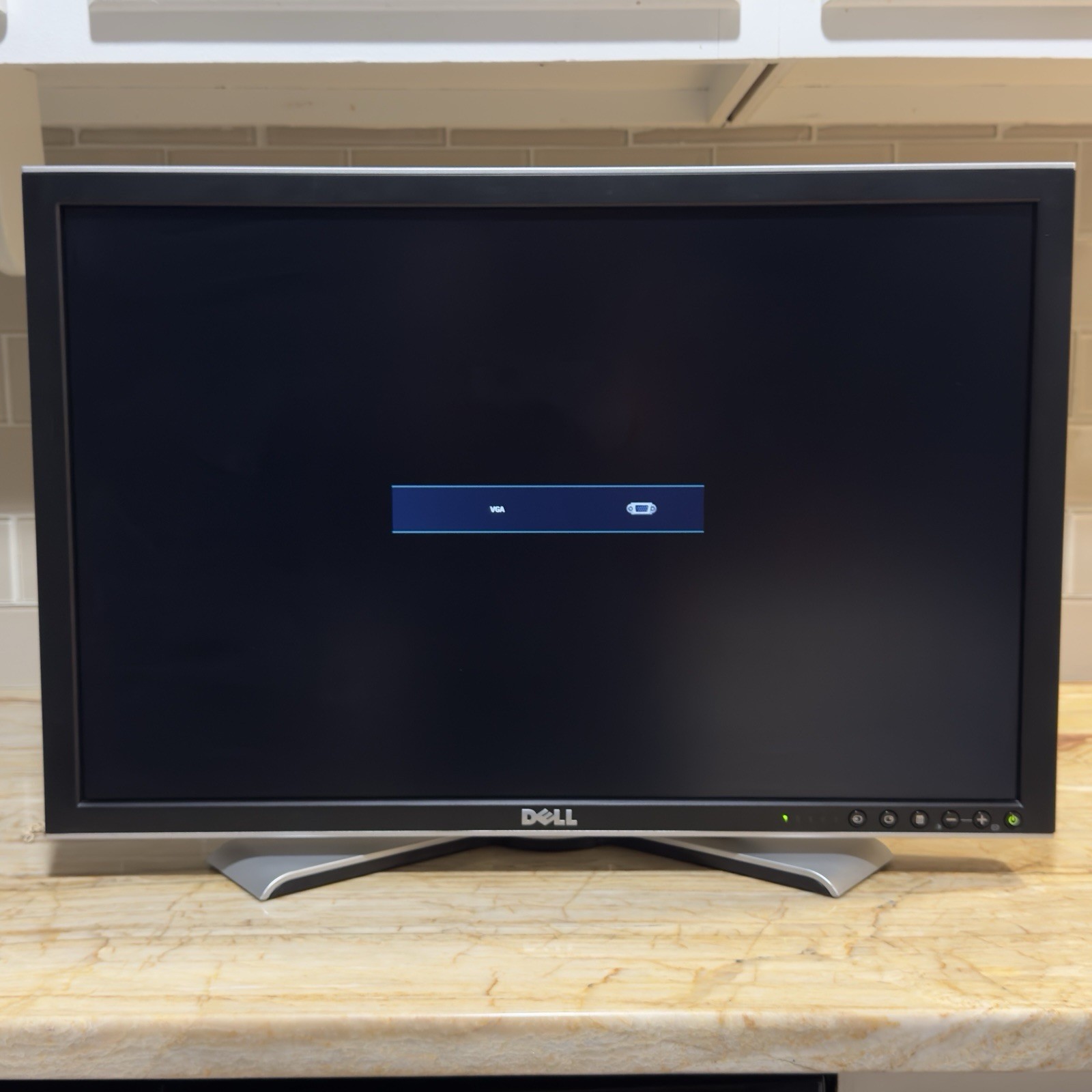 Dell UltraSharp 2407WFP-HC 24” IPS Monitor 1920x1200 Widescreen DVI VGA USB
