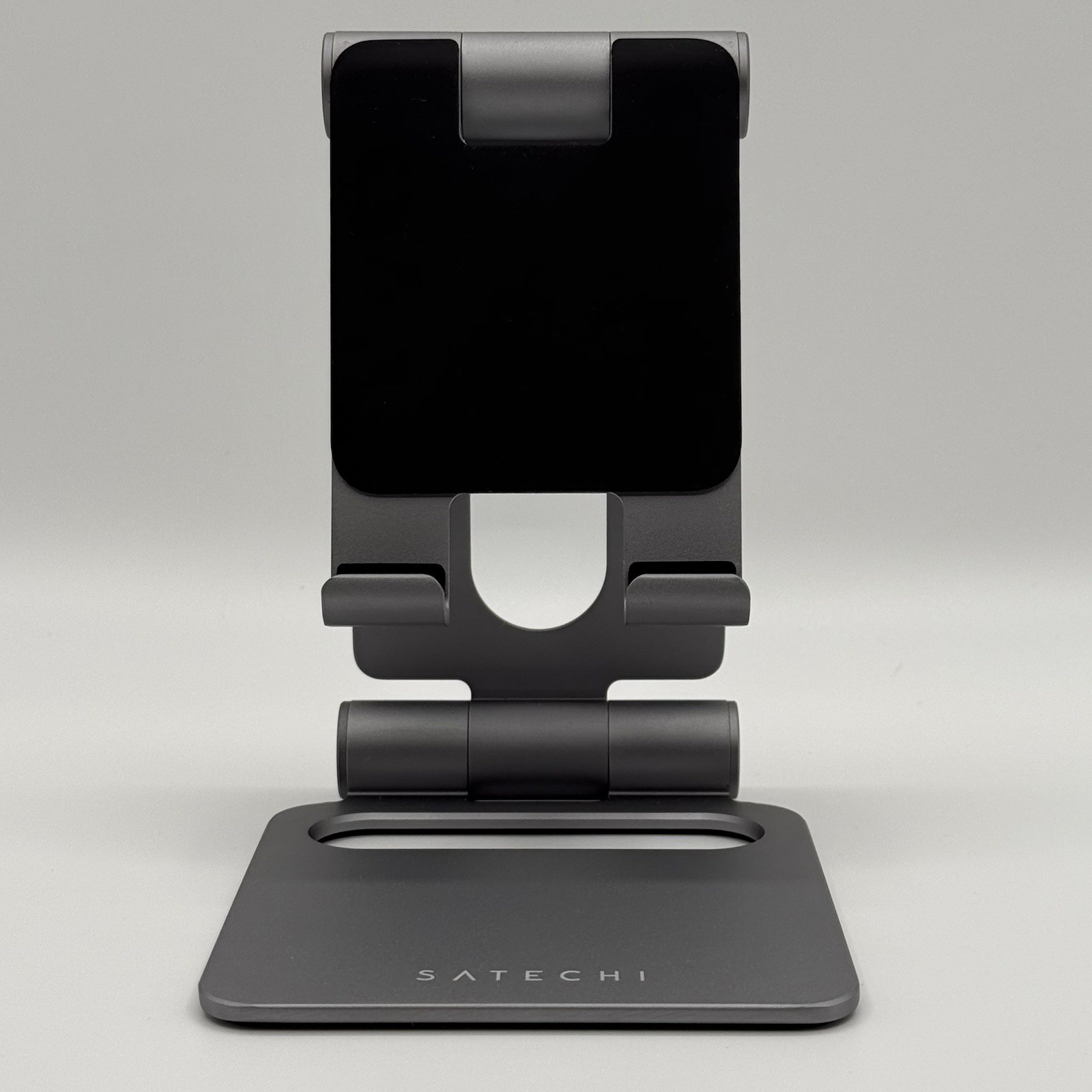 Satechi R1 Aluminum Foldable Tablet Stand iPad iPhone ST-AFSM Silver Open Box