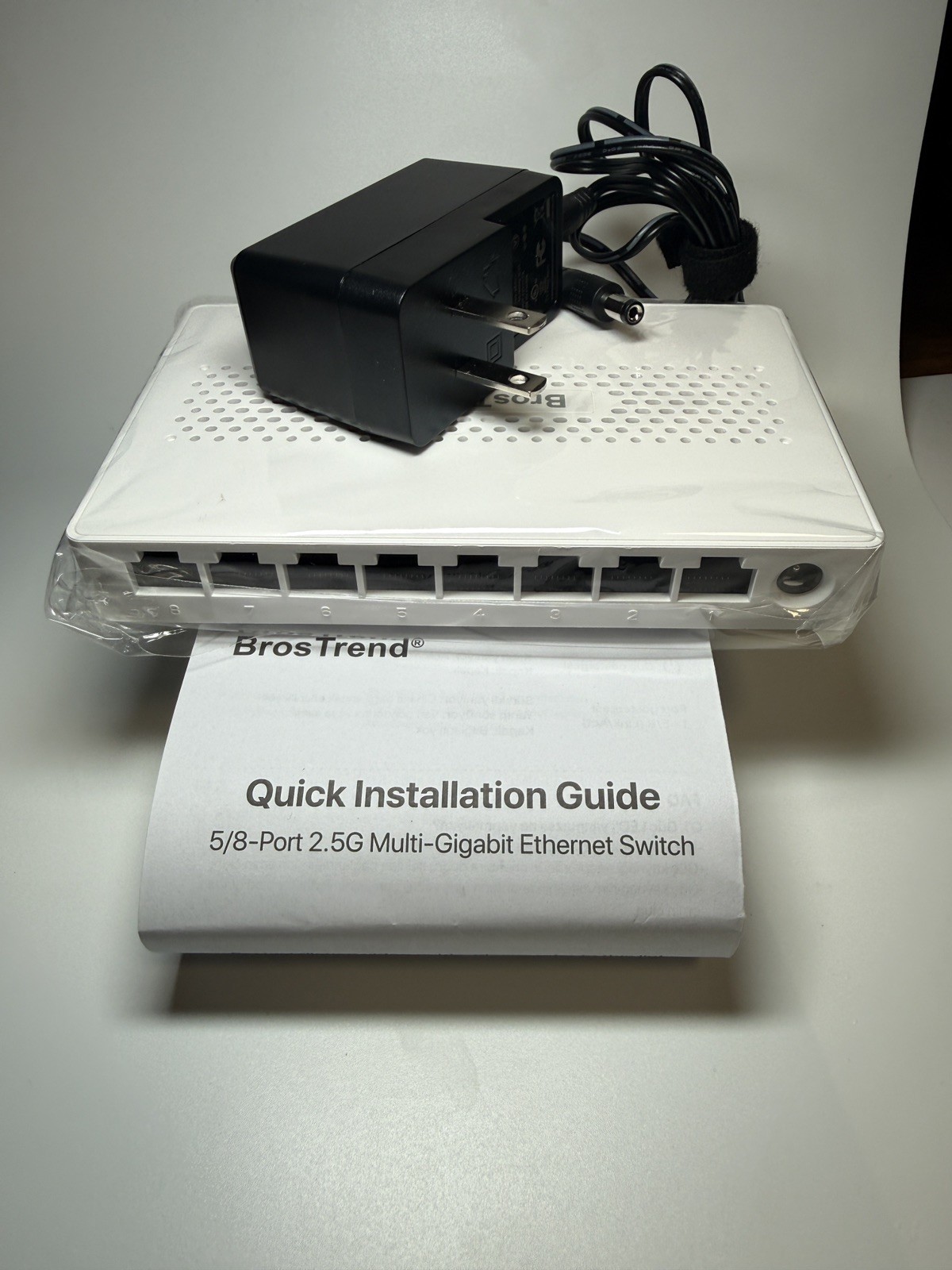 2.5Gb 8-Port Unmanaged Network Switch for Gaming - Fanless Design
