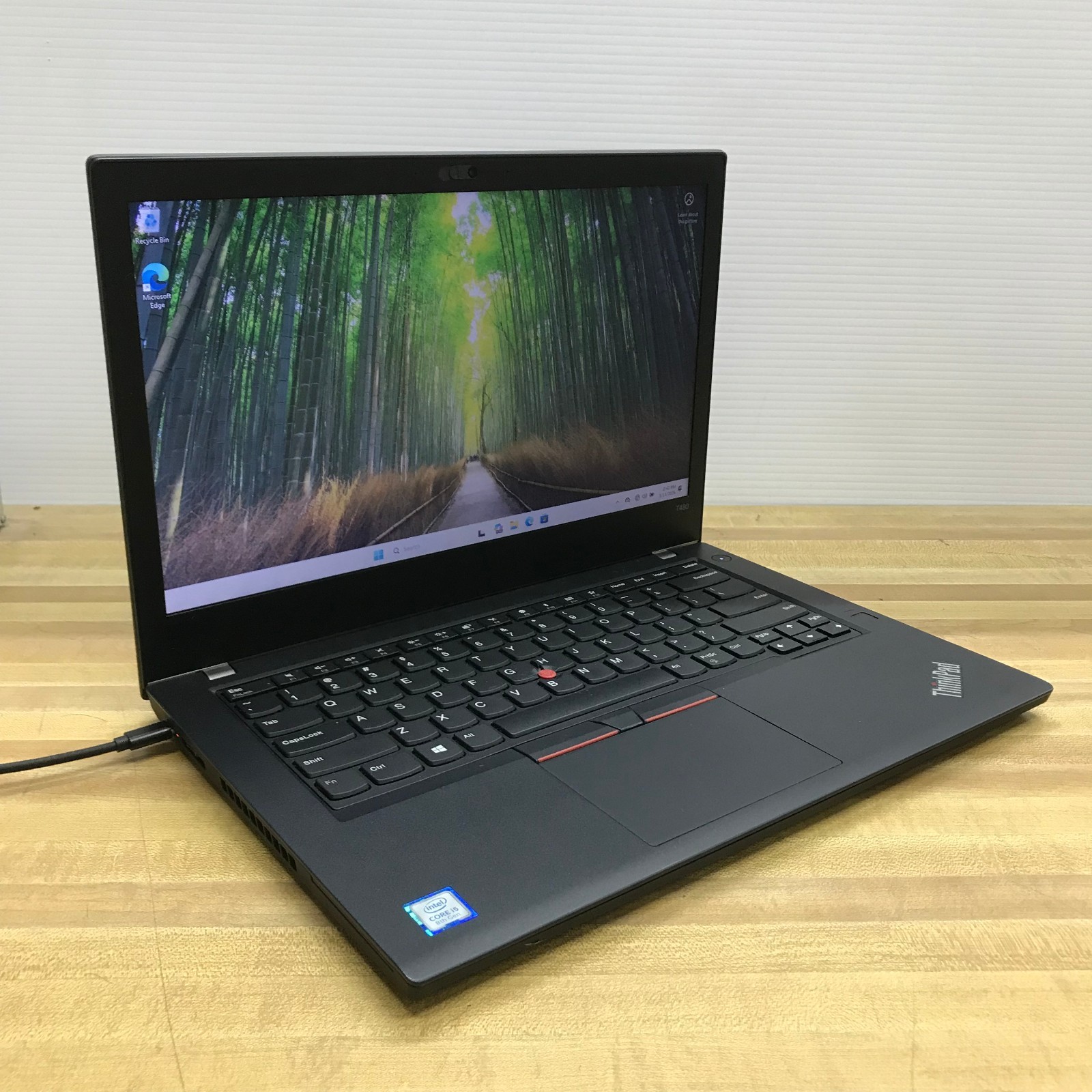 Lenovo Thinkpad T480 Quad Core i5-8250U 8GB RAM 256GB SSD (Windows 11 Pro)