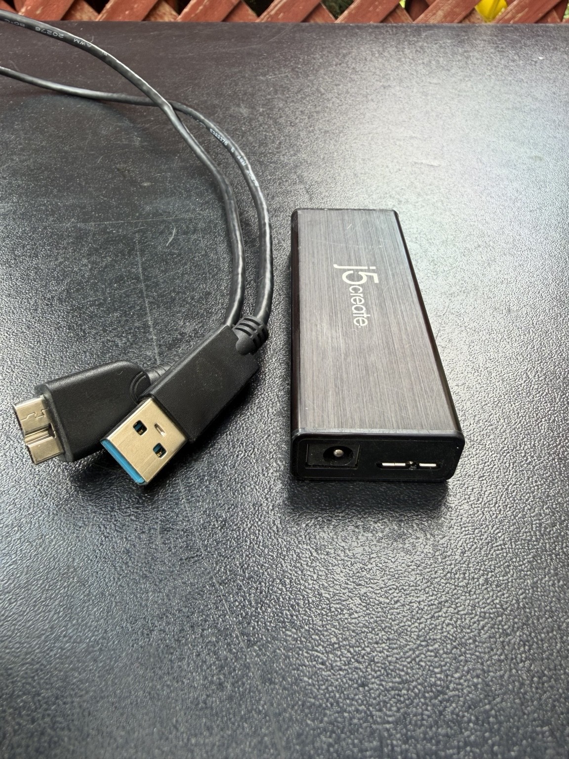 j5create JUH340 4-Port USB 3.0 Hub w/ USB Cable Working