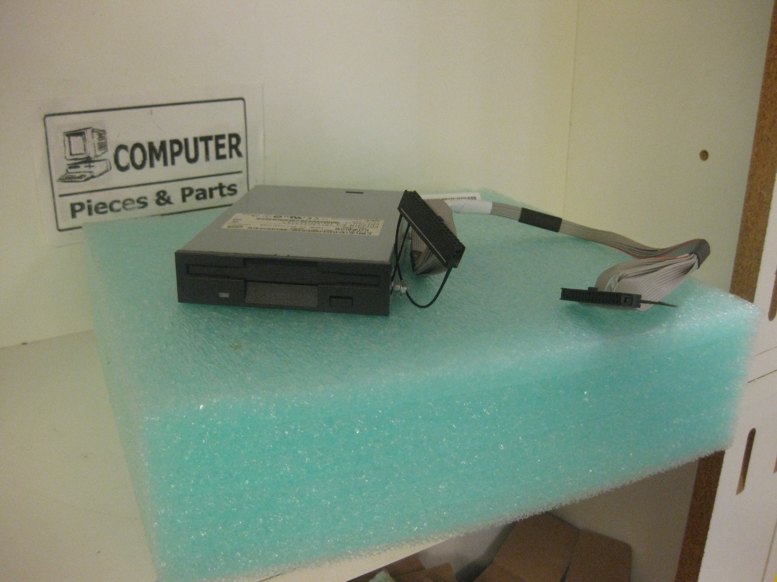 Vintage NEC FD1231M 1.44MB 3.5" Internal IDE Floppy Disk Drive W/Cable  # 0W5775