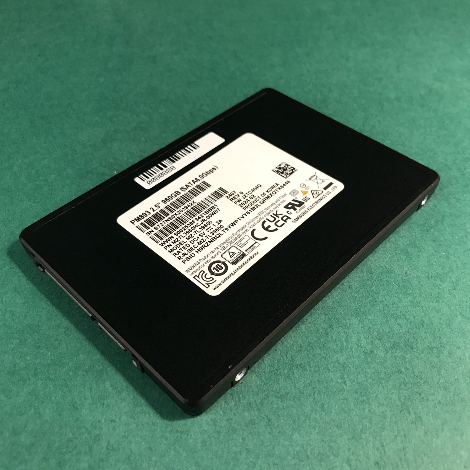 Samsung PM893 960GB SATA III 6Gbps 2.5" Internal SSD MZ-7L39600