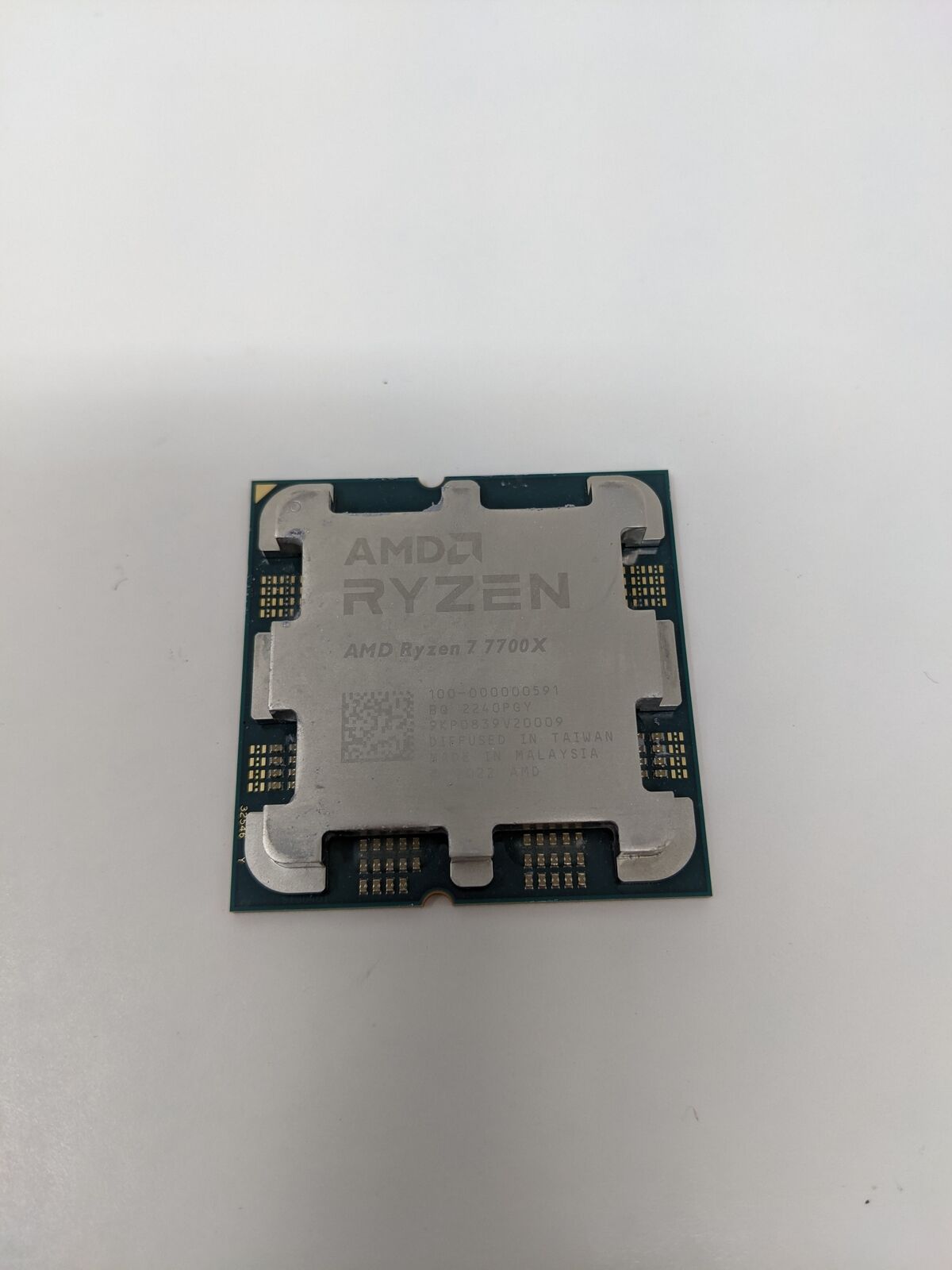 AMD Ryzen™ 7 7700X 8-Core, 16-Thread Unlocked Desktop Processor - Good (C1)