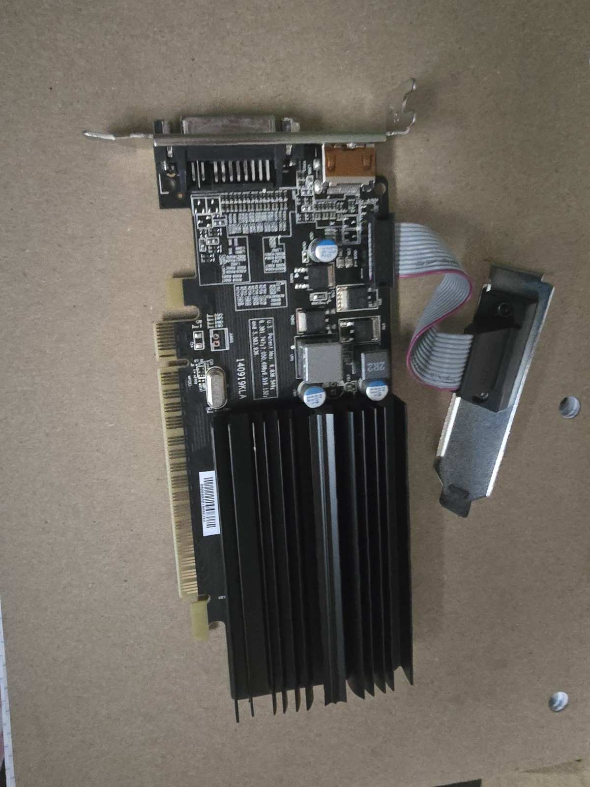 XFX ON-XFX1-PL XFX One DDR3 1GB HDMI Video PCIe Graphics Card small PCI plate