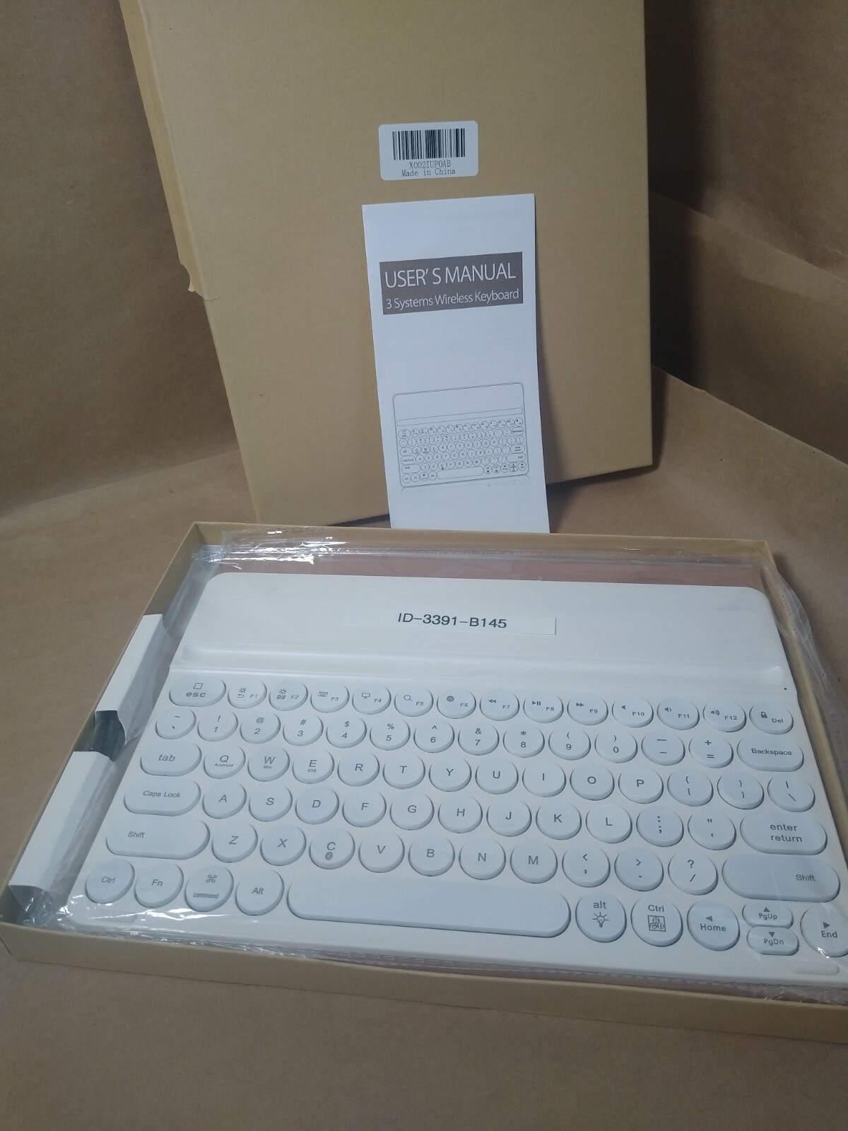 BRAND NEW BoriYuan 3 Systems Wireless Keyboard & Case w Instructions & Charger