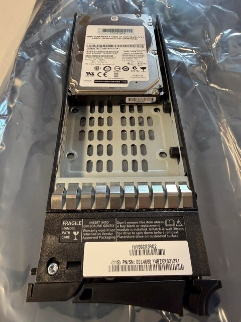 IBM 00L4568 900GB 10K RPM 6Gbps Hot Swap SAS SFF HDD Internal Hard Disk Drive