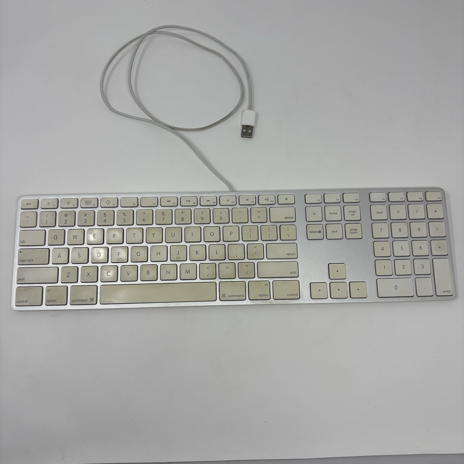 Genuine OEM Apple A1243 Slim Wired USB-A Keyboard - Fully Number Pad