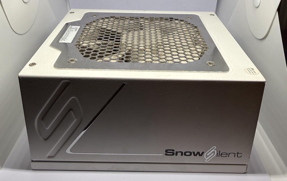 Seasonic PRIME Snow Silent 750W Titanium Fully Modular PSU Power Supply