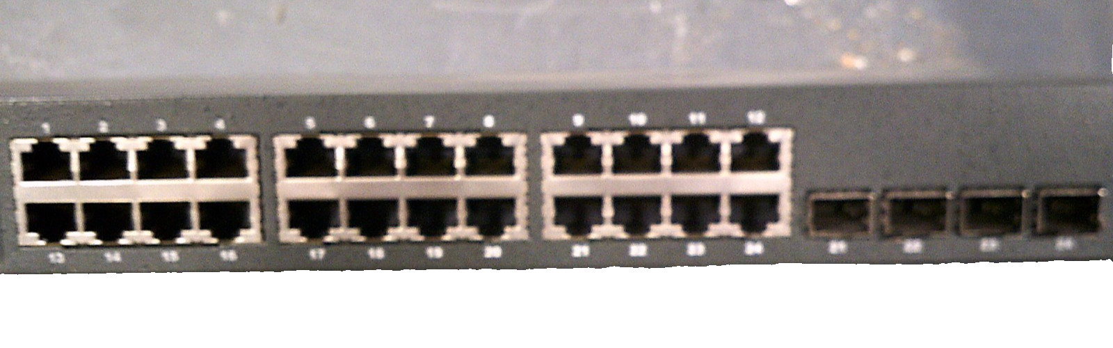 SMC TigerSwitch SMC8024L2 24 Port Gigabit Ethernet Switch 1U Rack