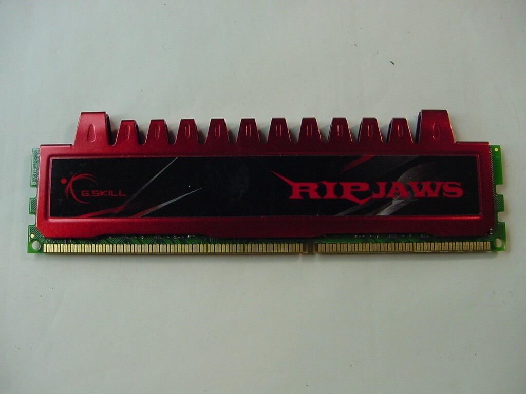 COMPUTER MEMORY - G.SKILL RIPJAWS F3-12800CL9D-4GBRL DDR 1600 1.5V