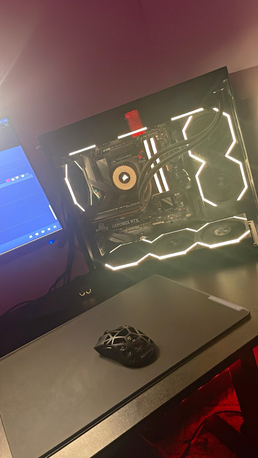 Custom/Whitebox Gaming Desktop Tower PC, RGB Lighting, GeForce RTX 5050