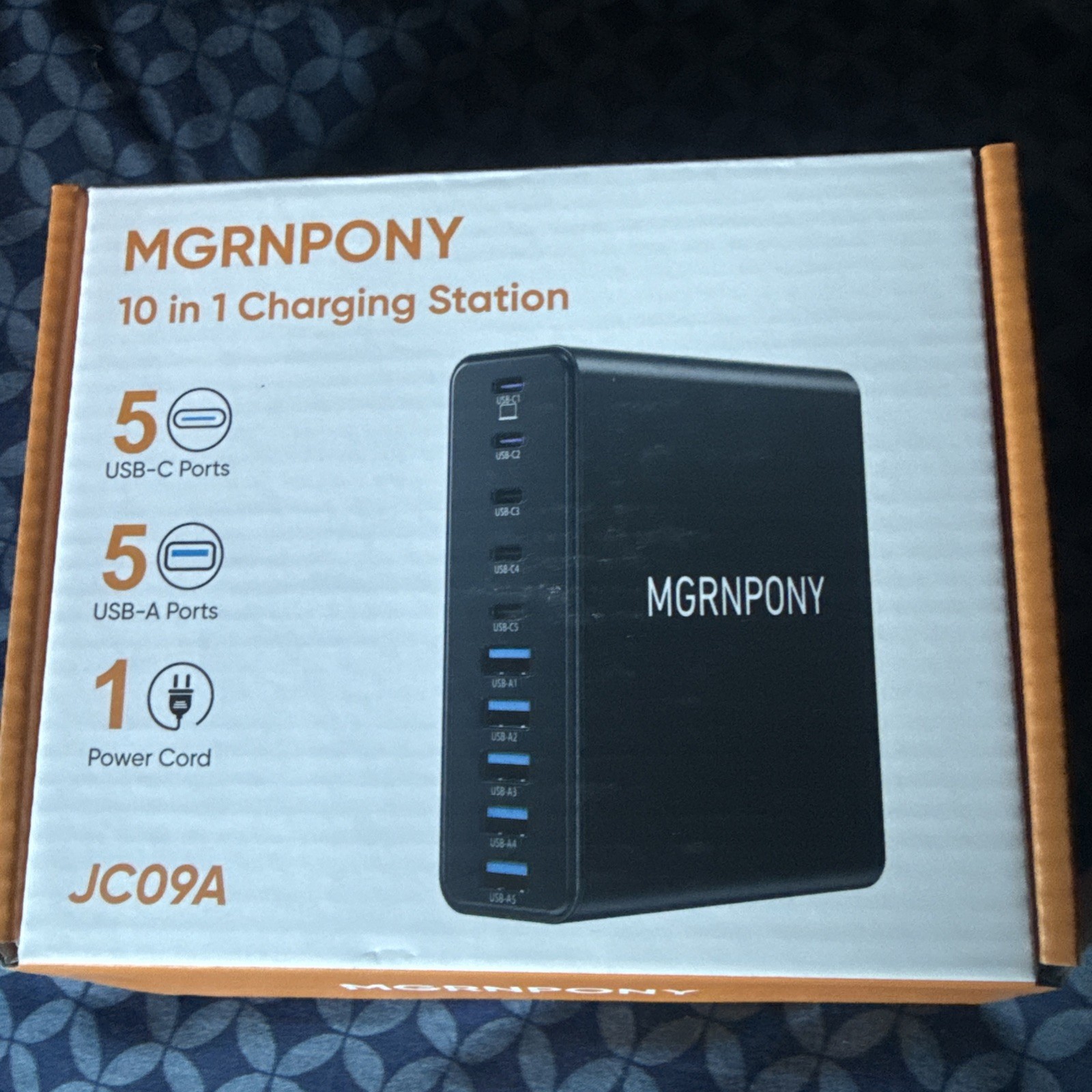 320W USB C Charger Block, 10-Port USB C Charging Station GaN III PD 65W Black