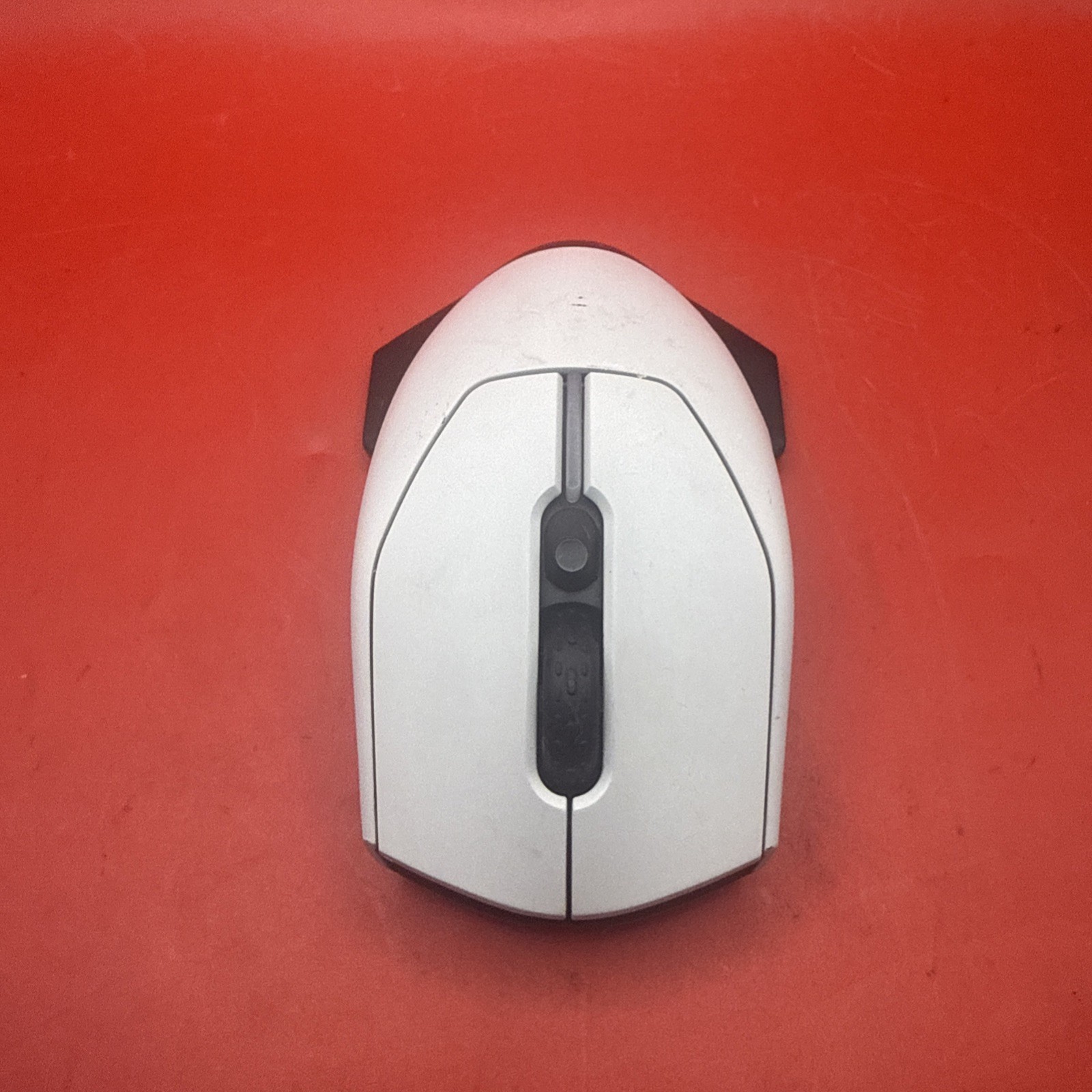 Alienware AW610M Wireless Gaming Mouse - Lunar Light No Dongle