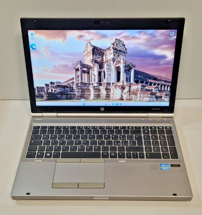 HP EliteBook 8570p i5-3360M 8GB Ram Notebook - 180GB SSD - Radeon HD7570M