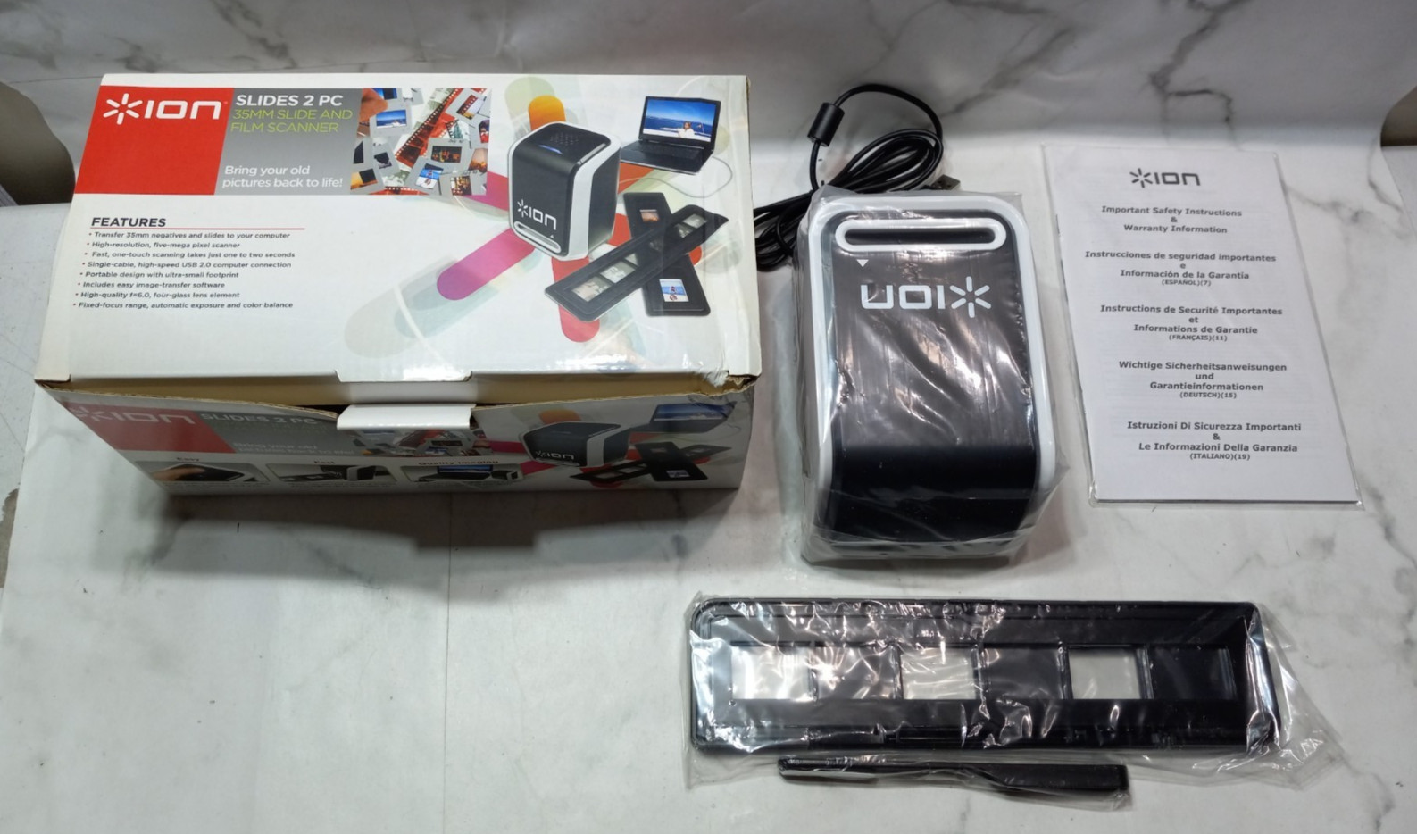 ION 35mm Slide and film scanner 2 PC Scanner Brand New Open Box
